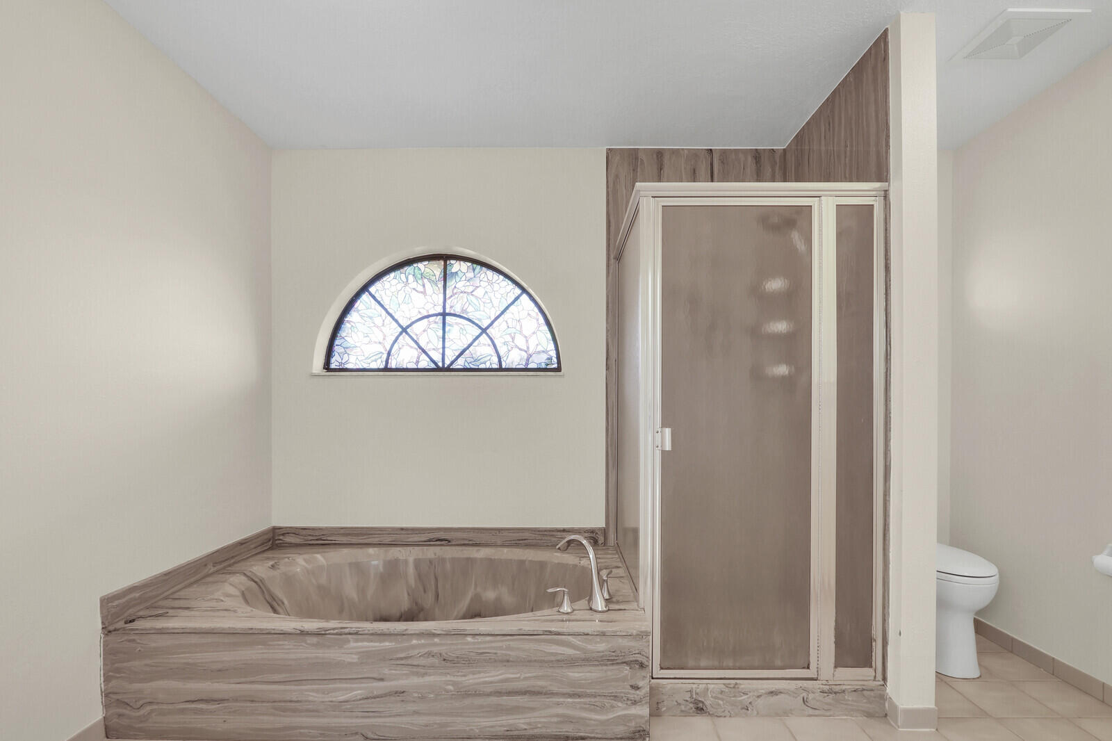 2774 SE Howell Avenue