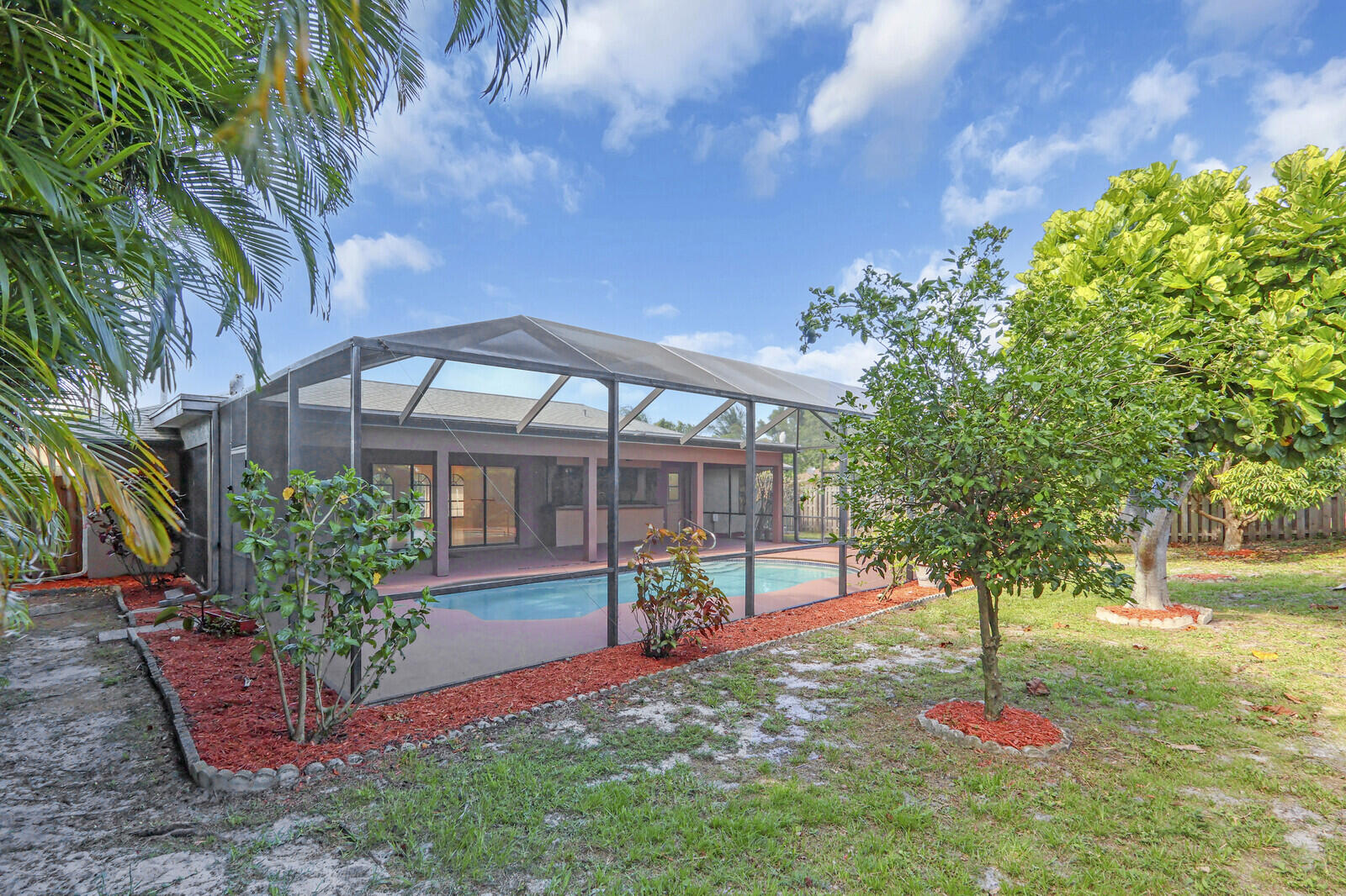 2774 SE Howell Avenue