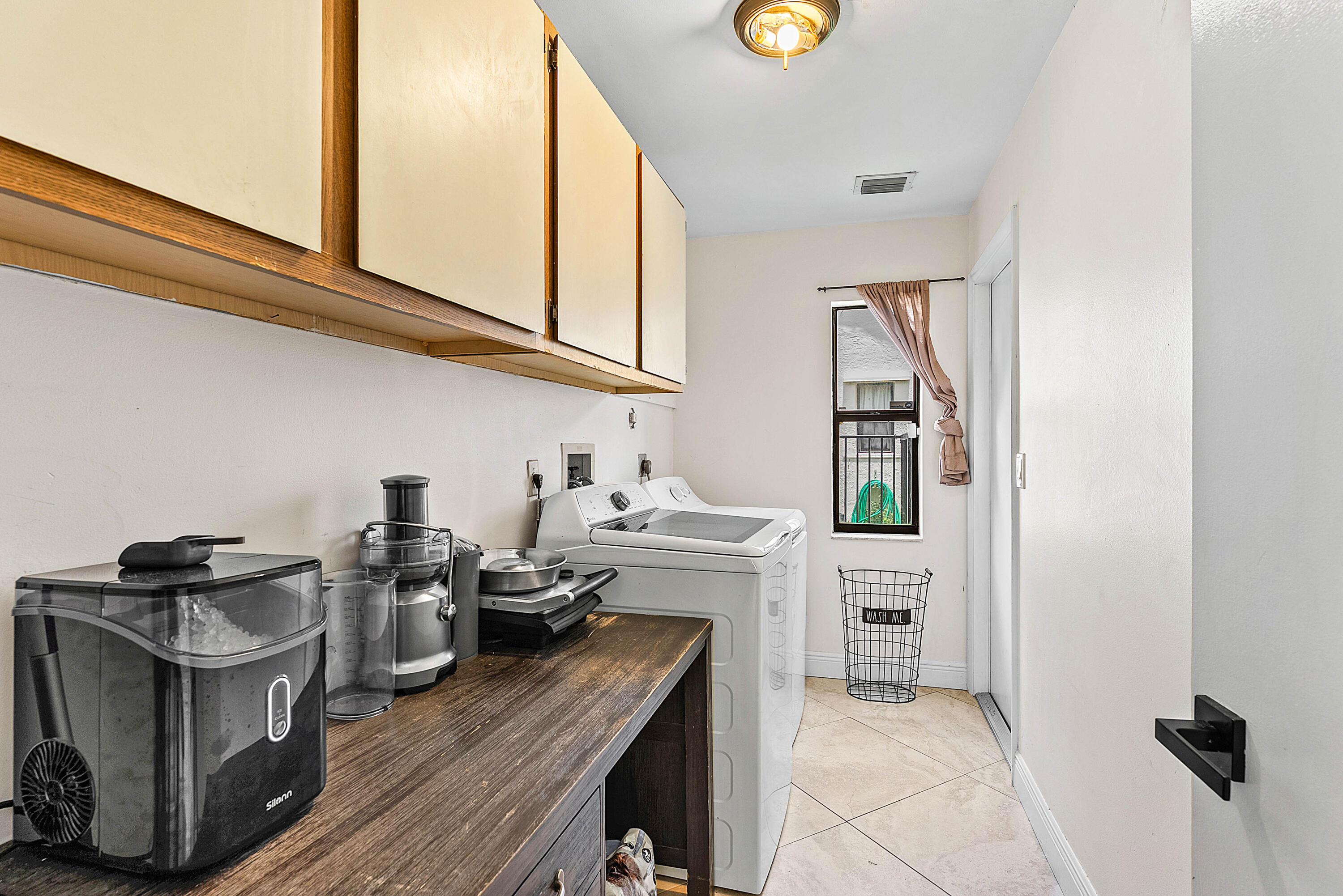 9847 Sun Pointe Drive