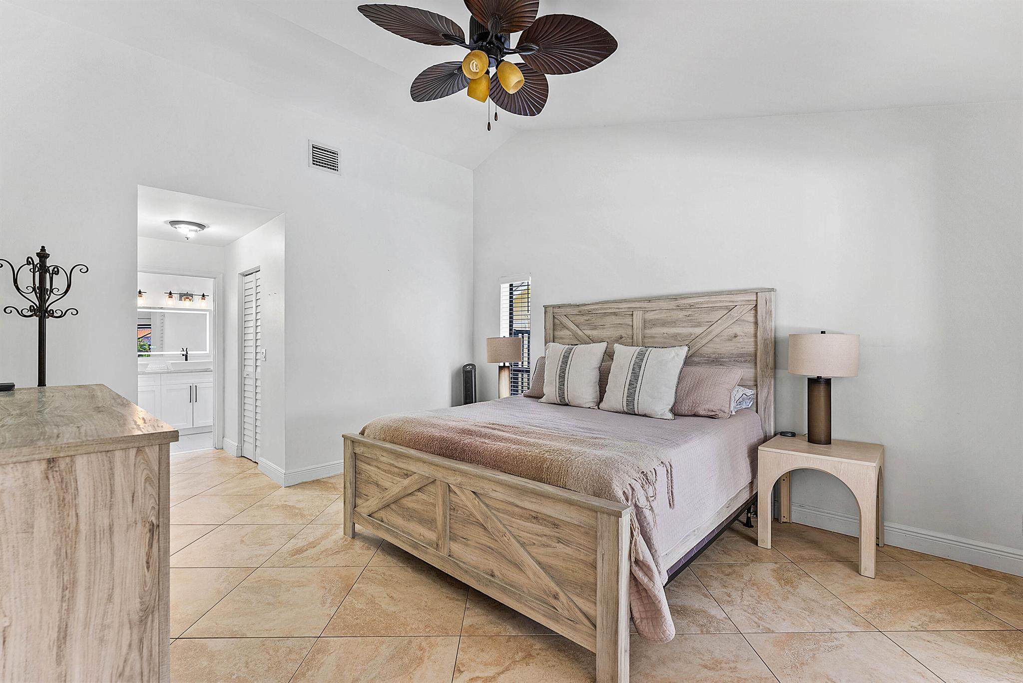 9847 Sun Pointe Drive