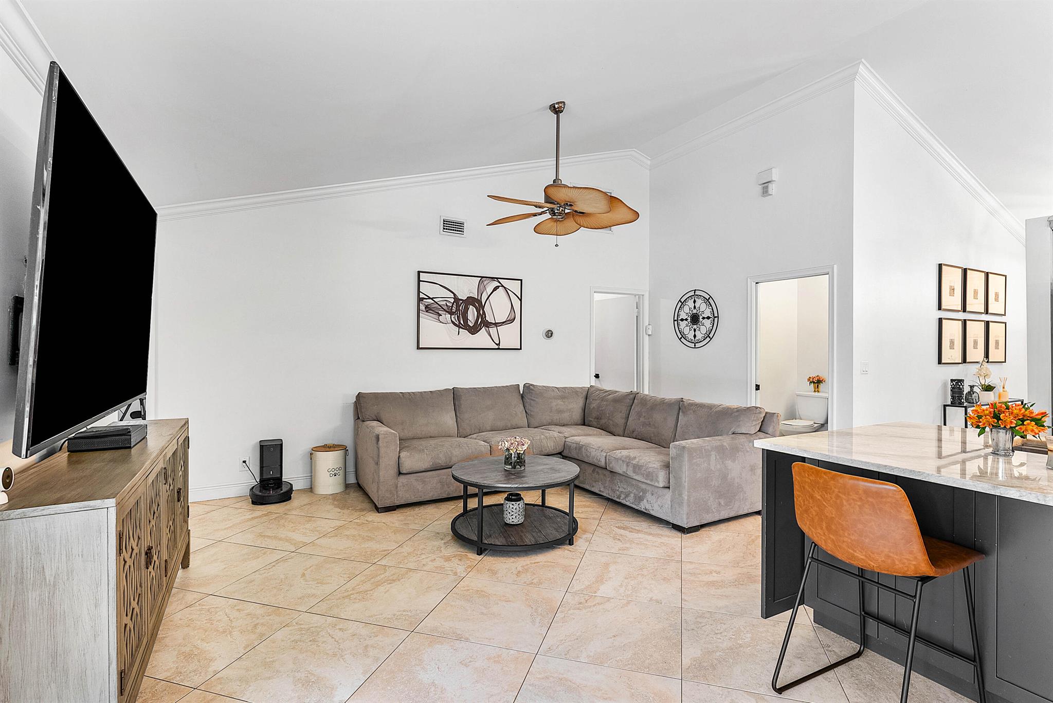 9847 Sun Pointe Drive