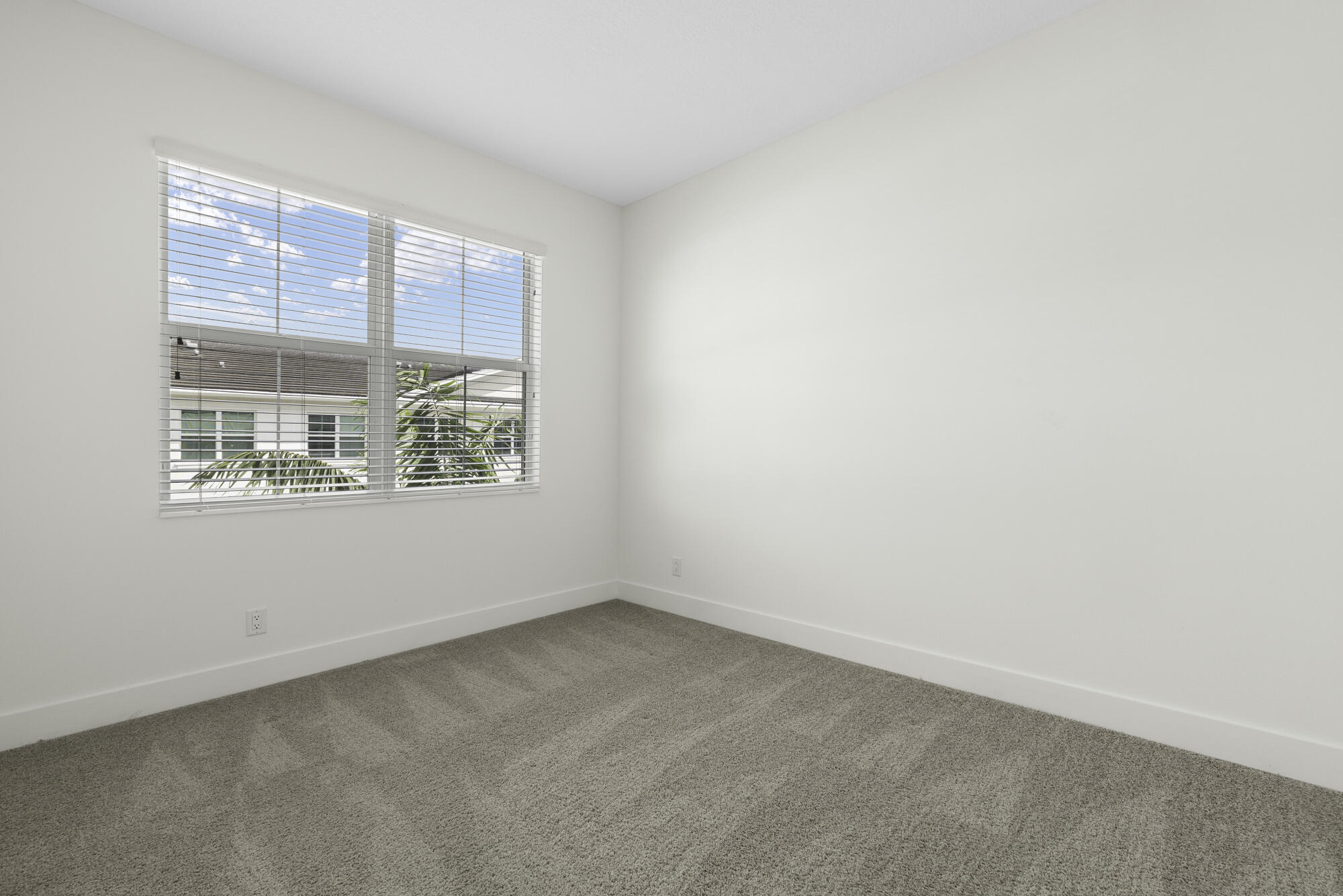 5143 Beckman Ter Terrace