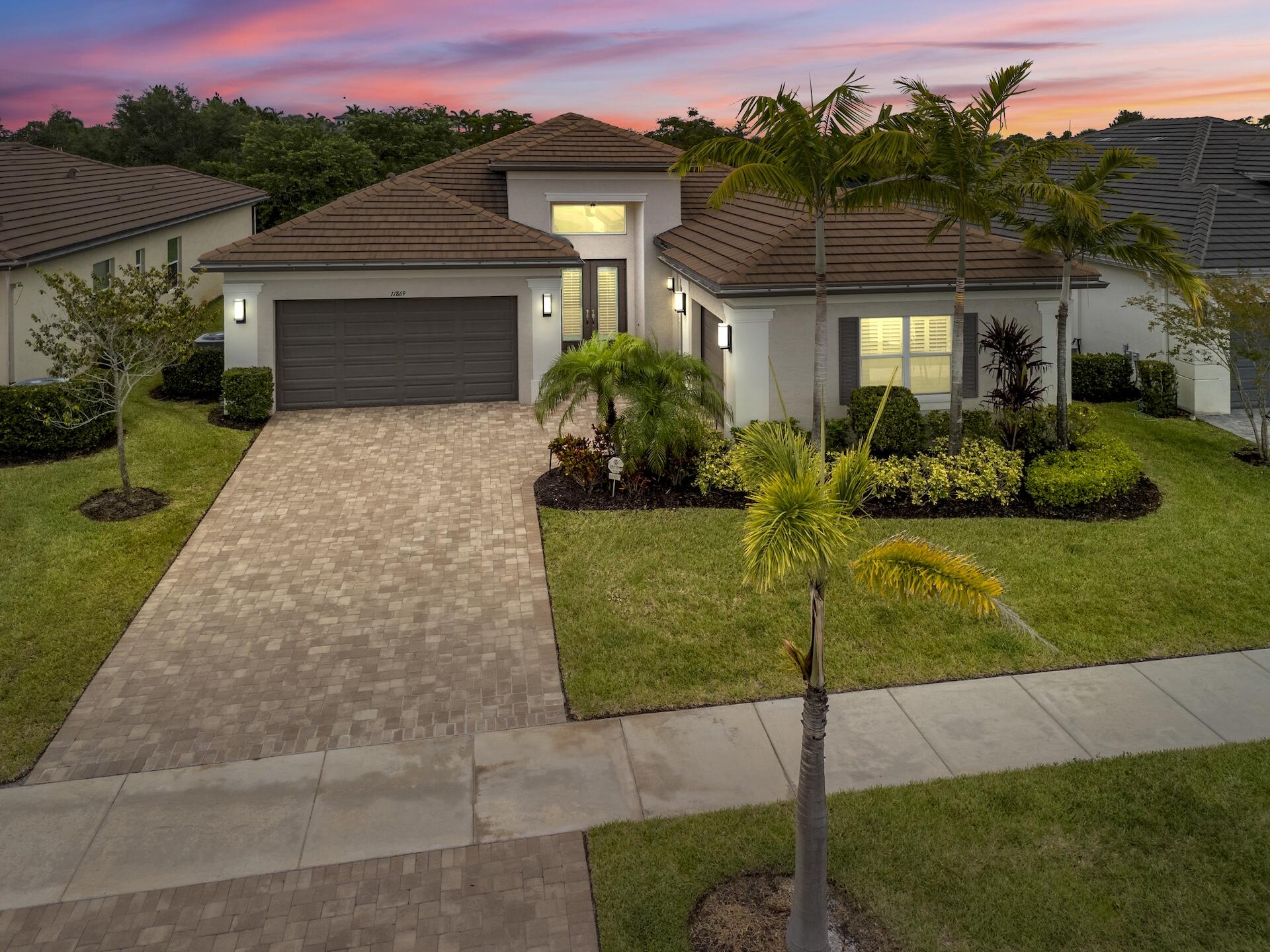 11869 SW Marigold Lakes Drive