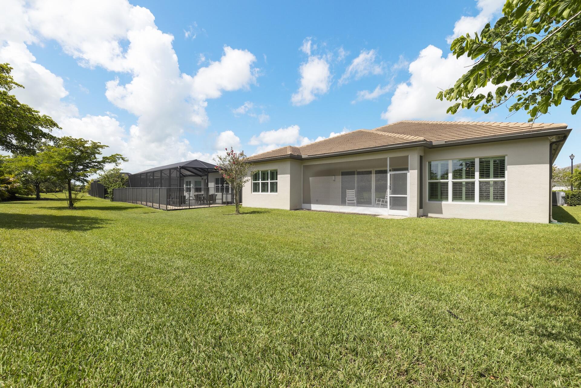 11869 SW Marigold Lakes Drive