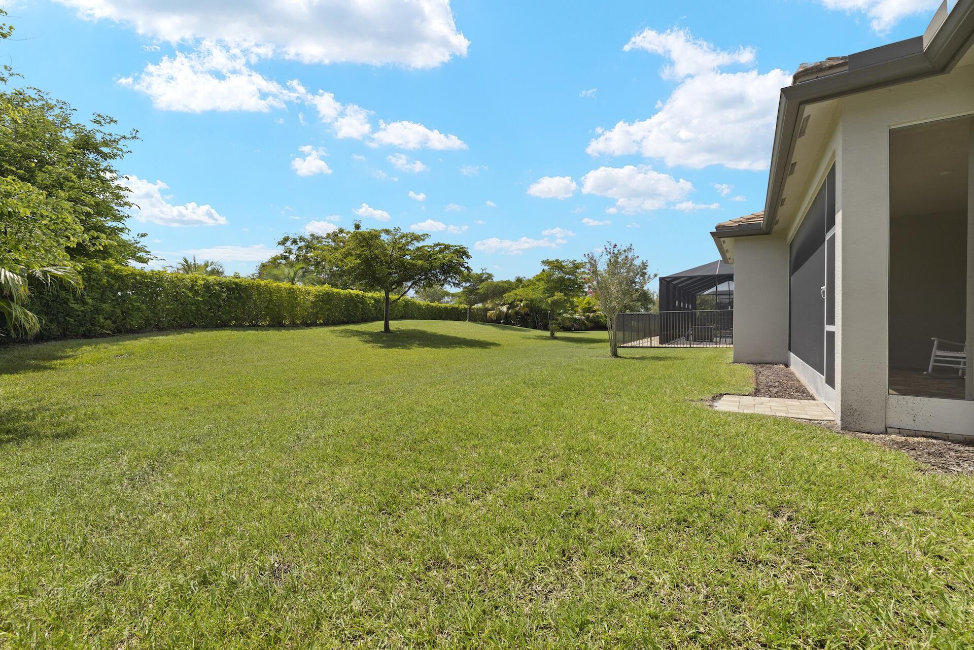 11869 SW Marigold Lakes Drive