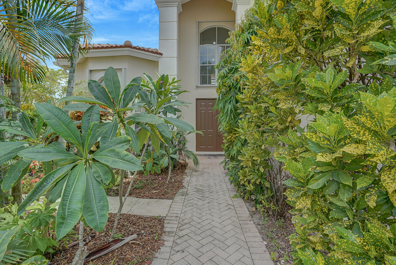 6089 Bither Way