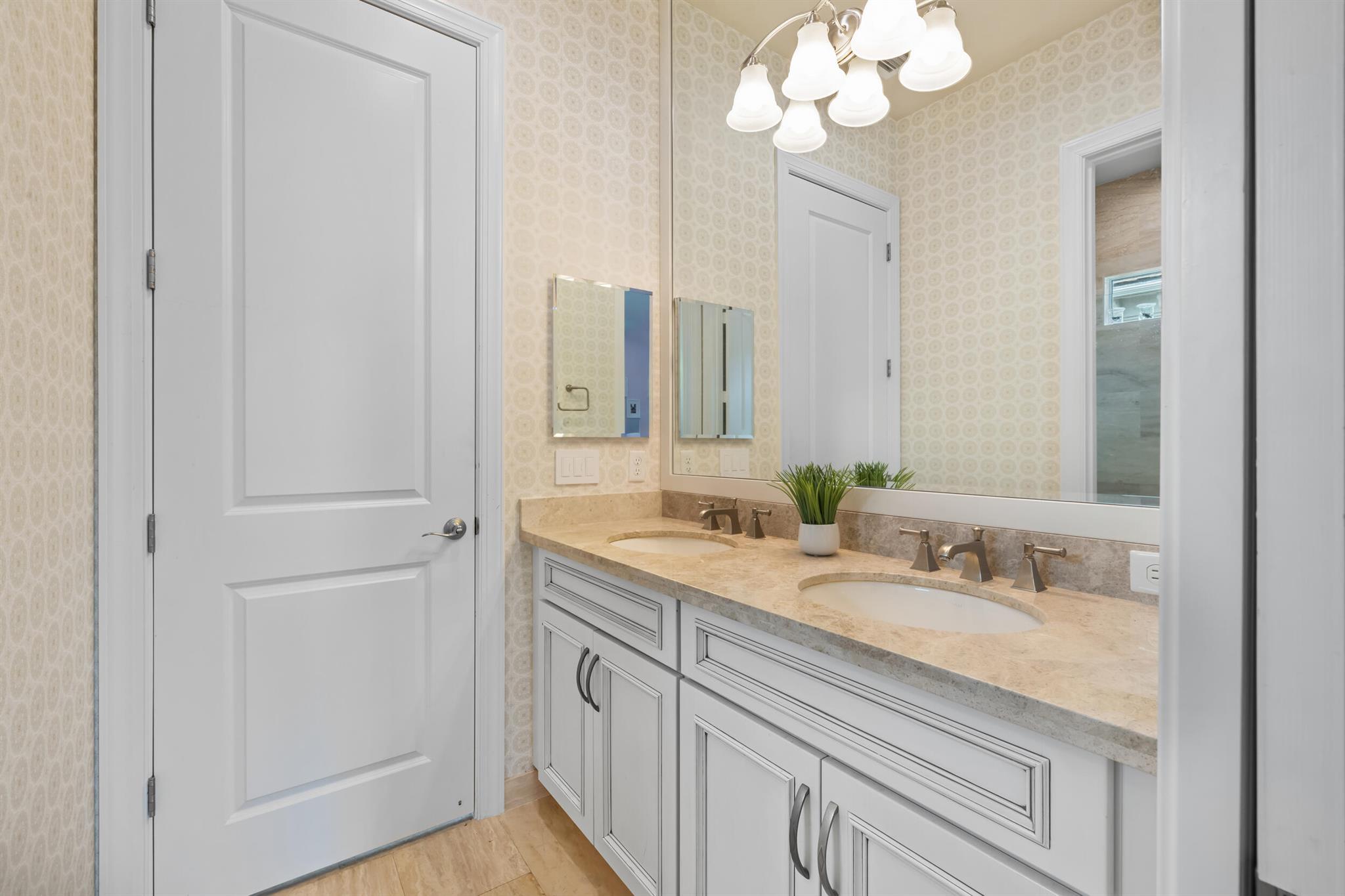 13901 Willow Cay Drive