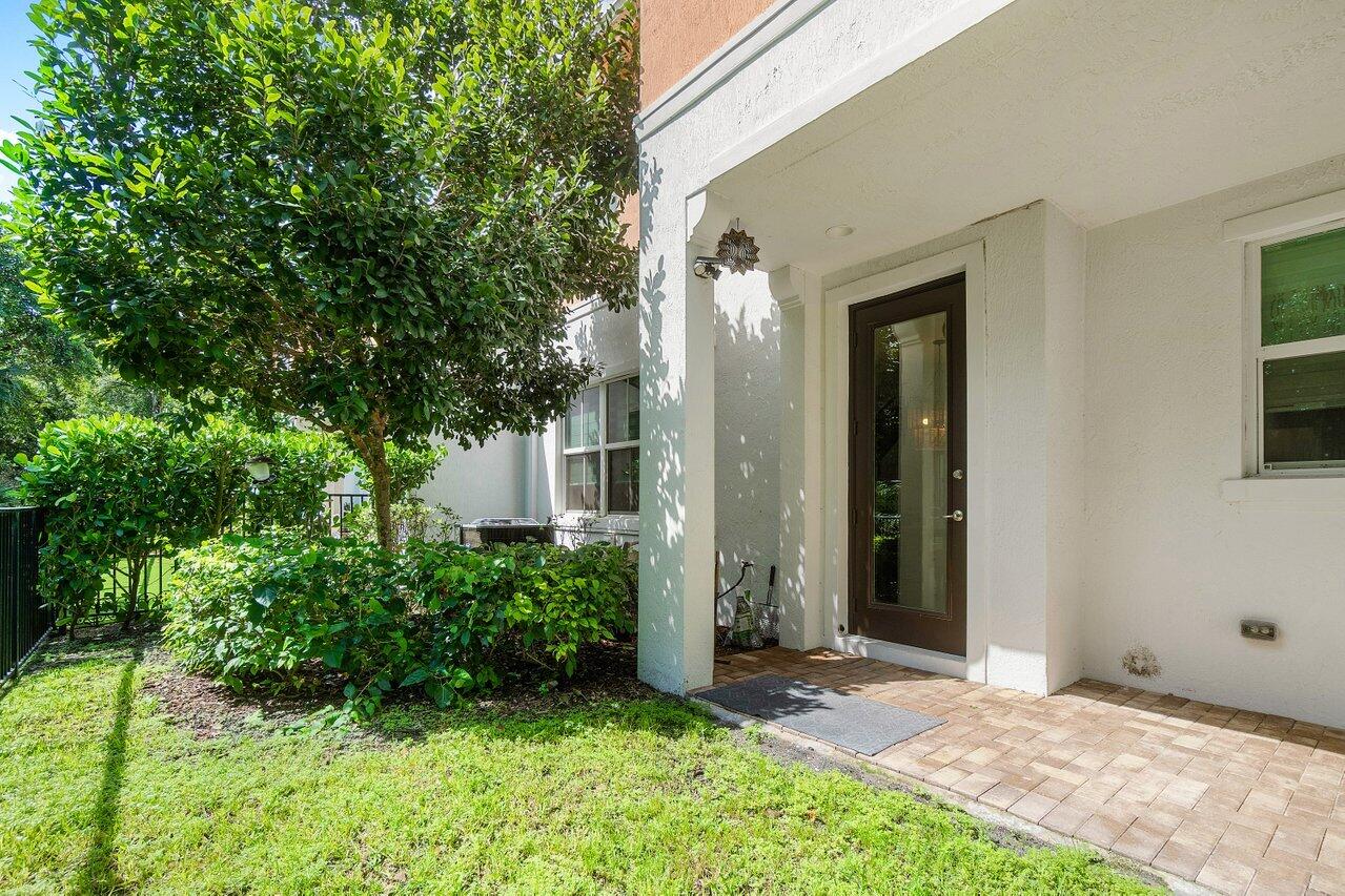 12820 Trevi Isle Drive