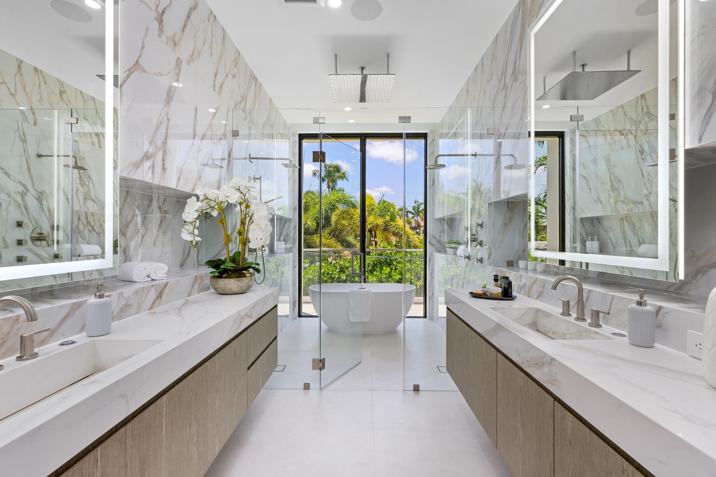 501 NE Spanish Court