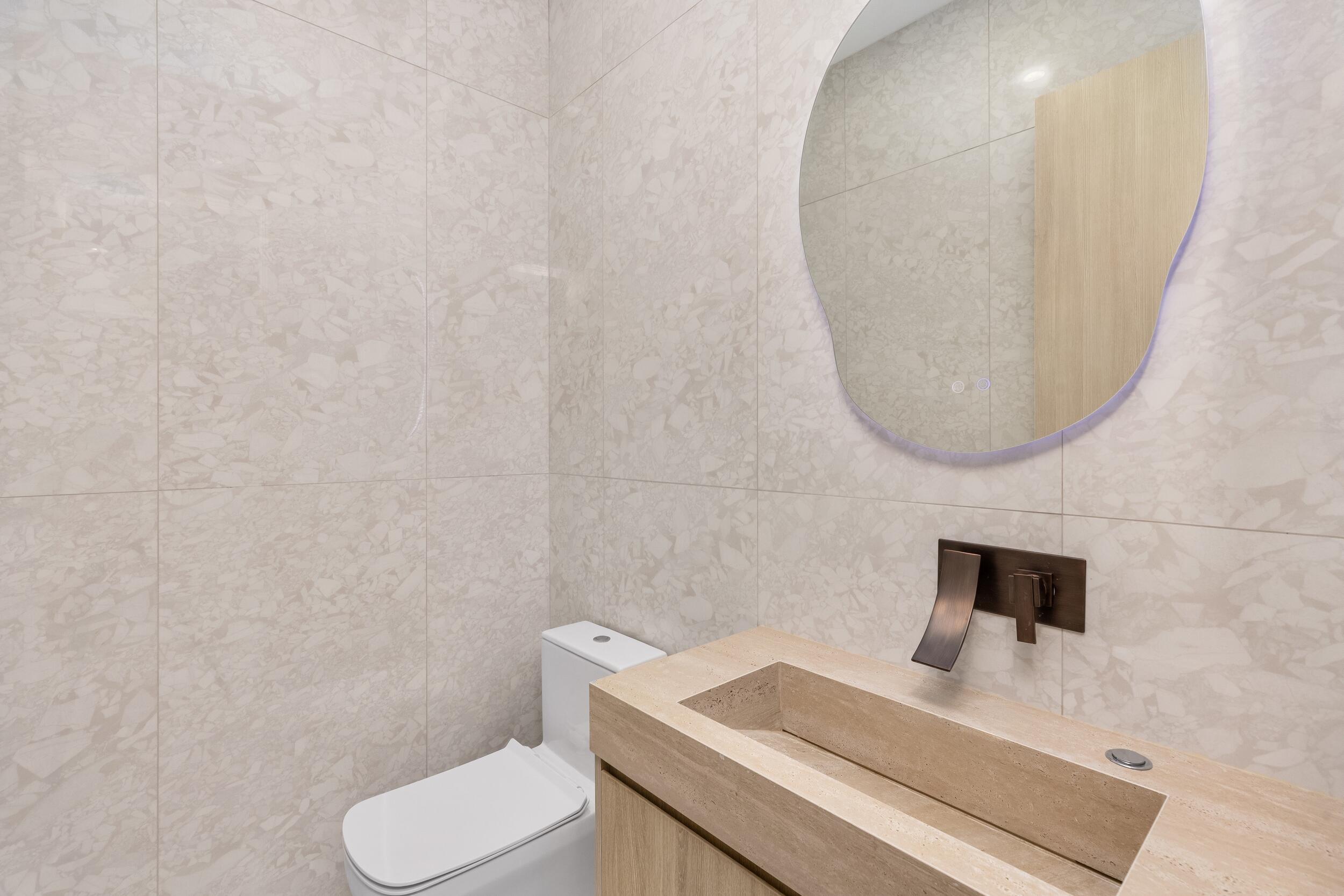 501 NE Spanish Court