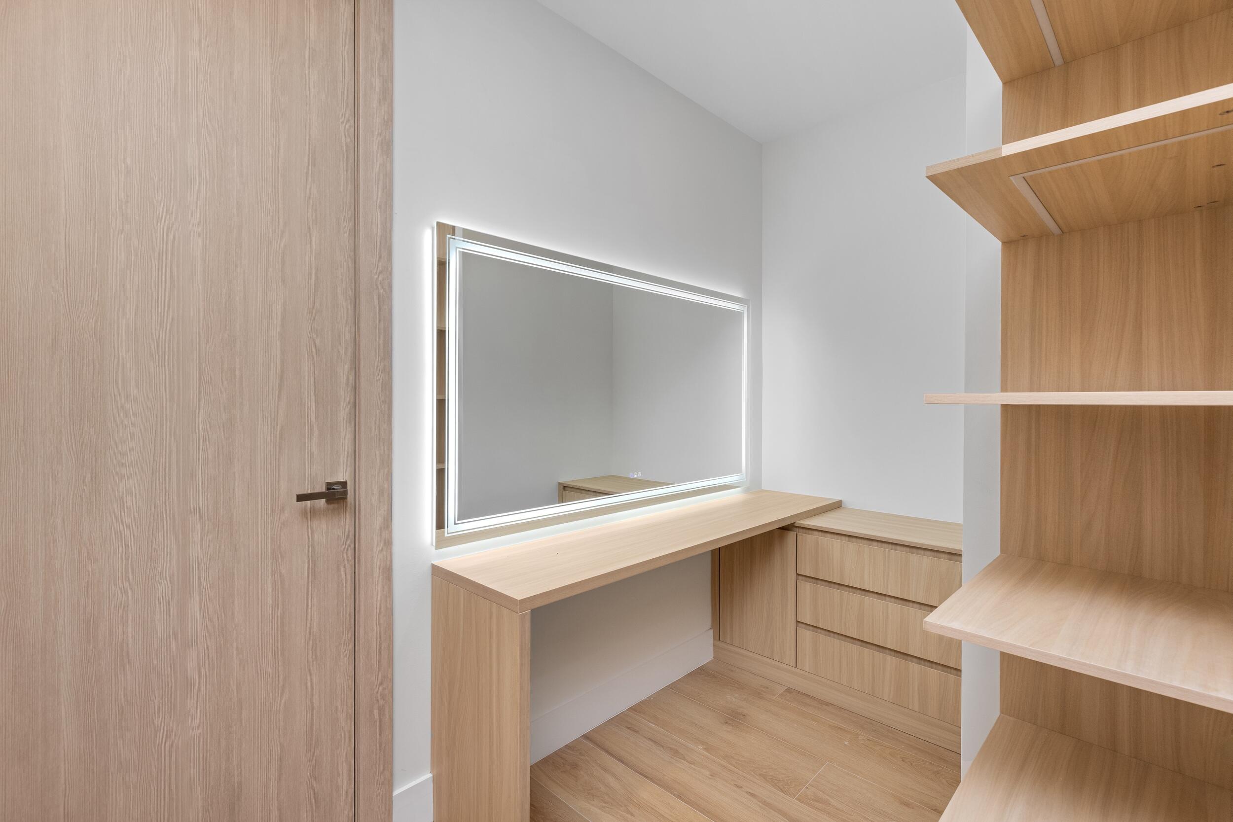 501 NE Spanish Court