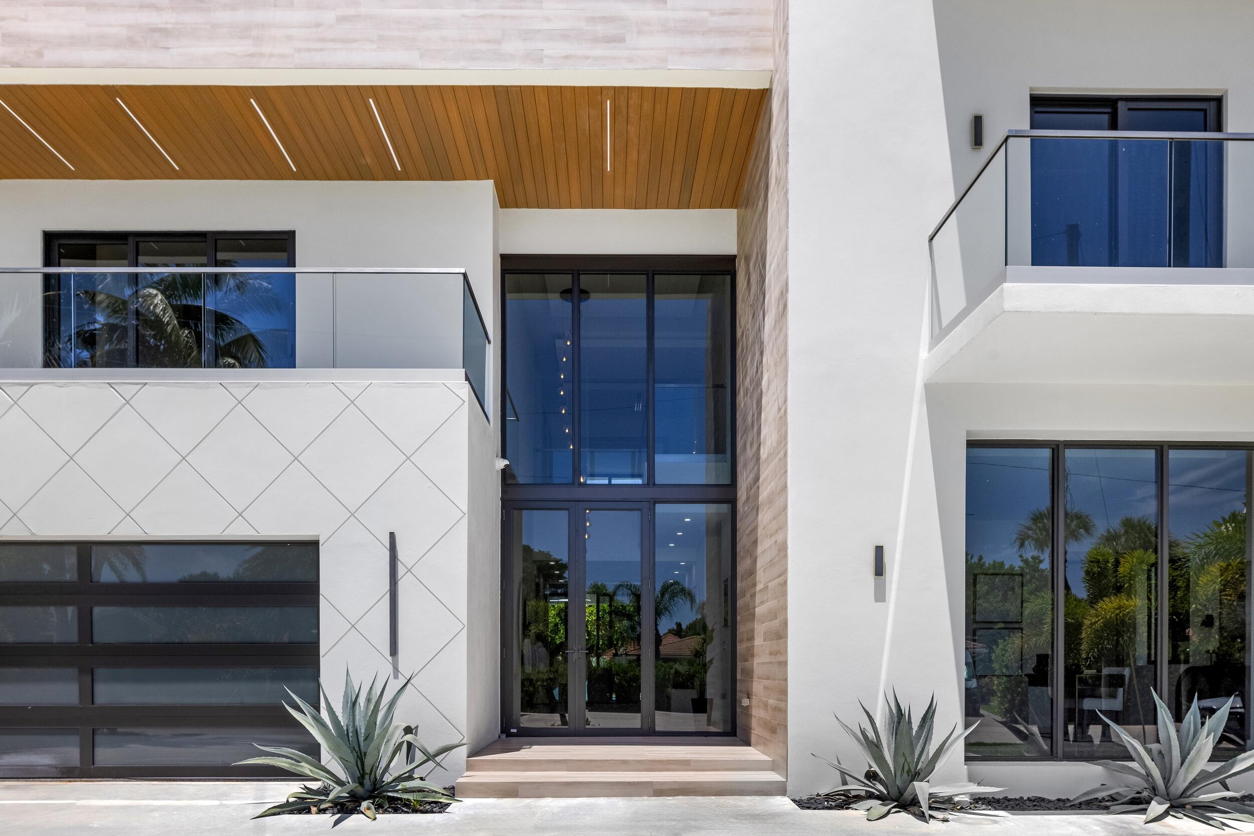 501 NE Spanish Court