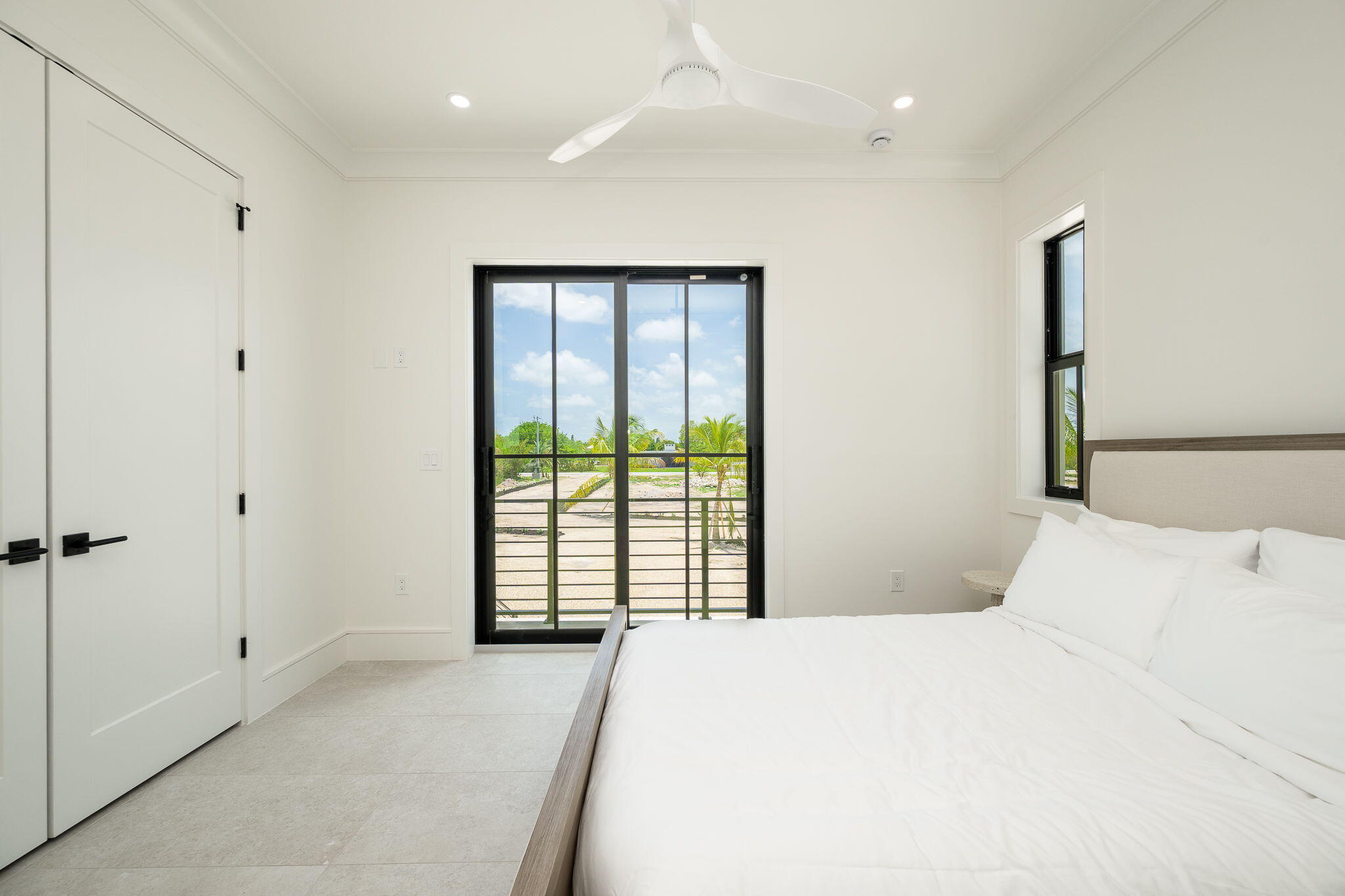 231 E Shore Drive Unit 2