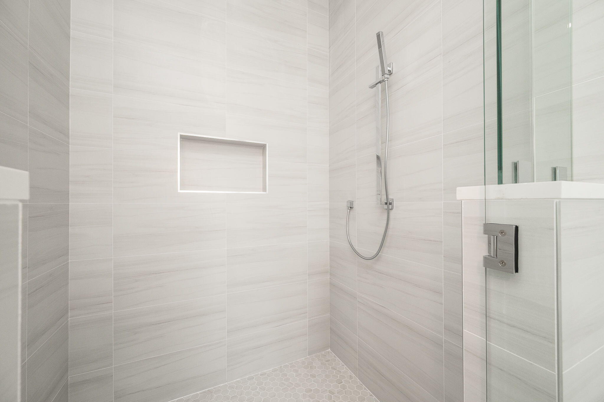 231 E Shore Drive Unit 2