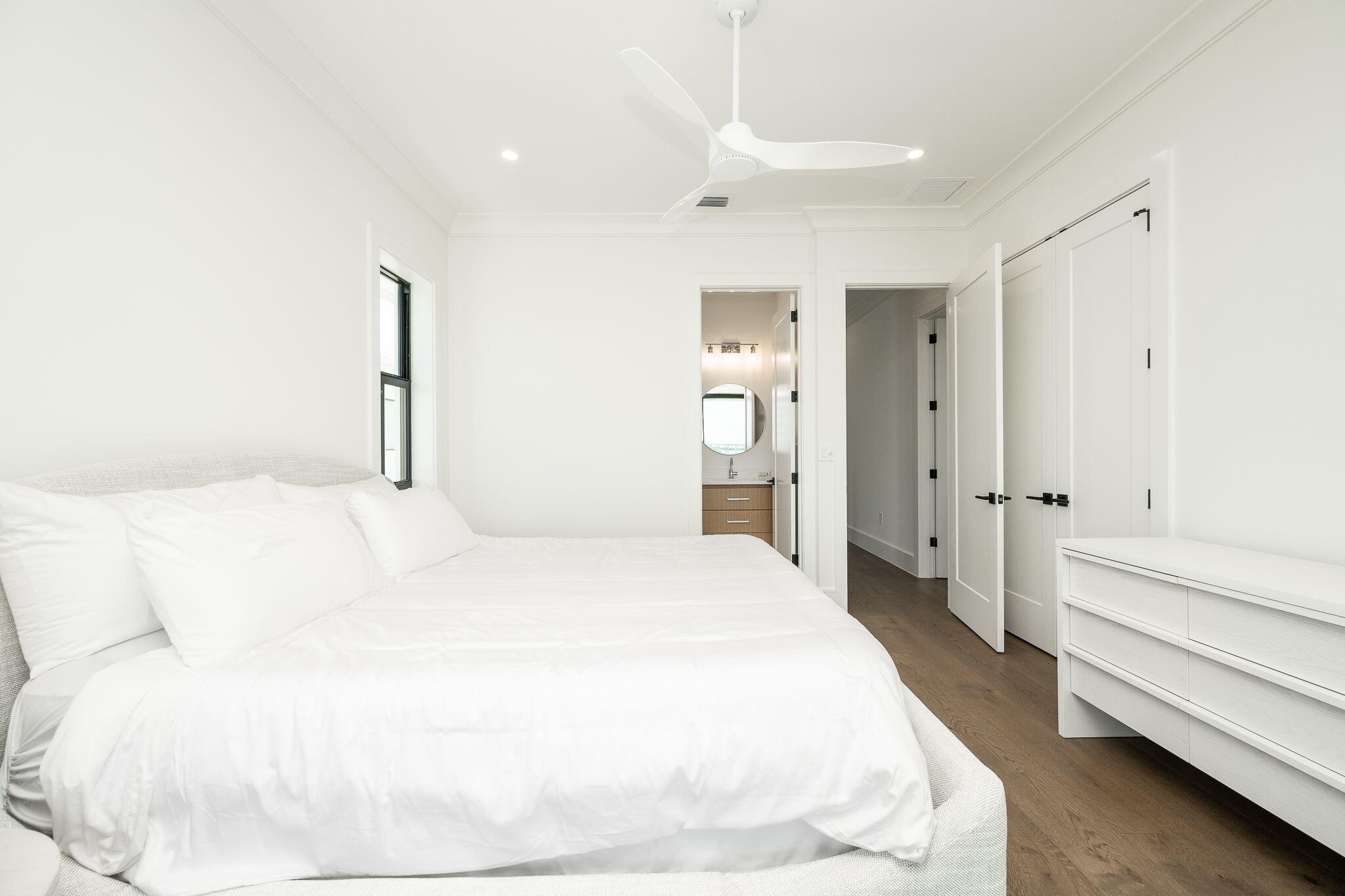 231 E Shore Drive Unit 2
