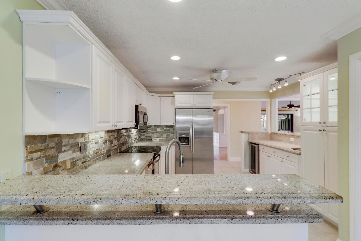 11381 Indian Shore Drive