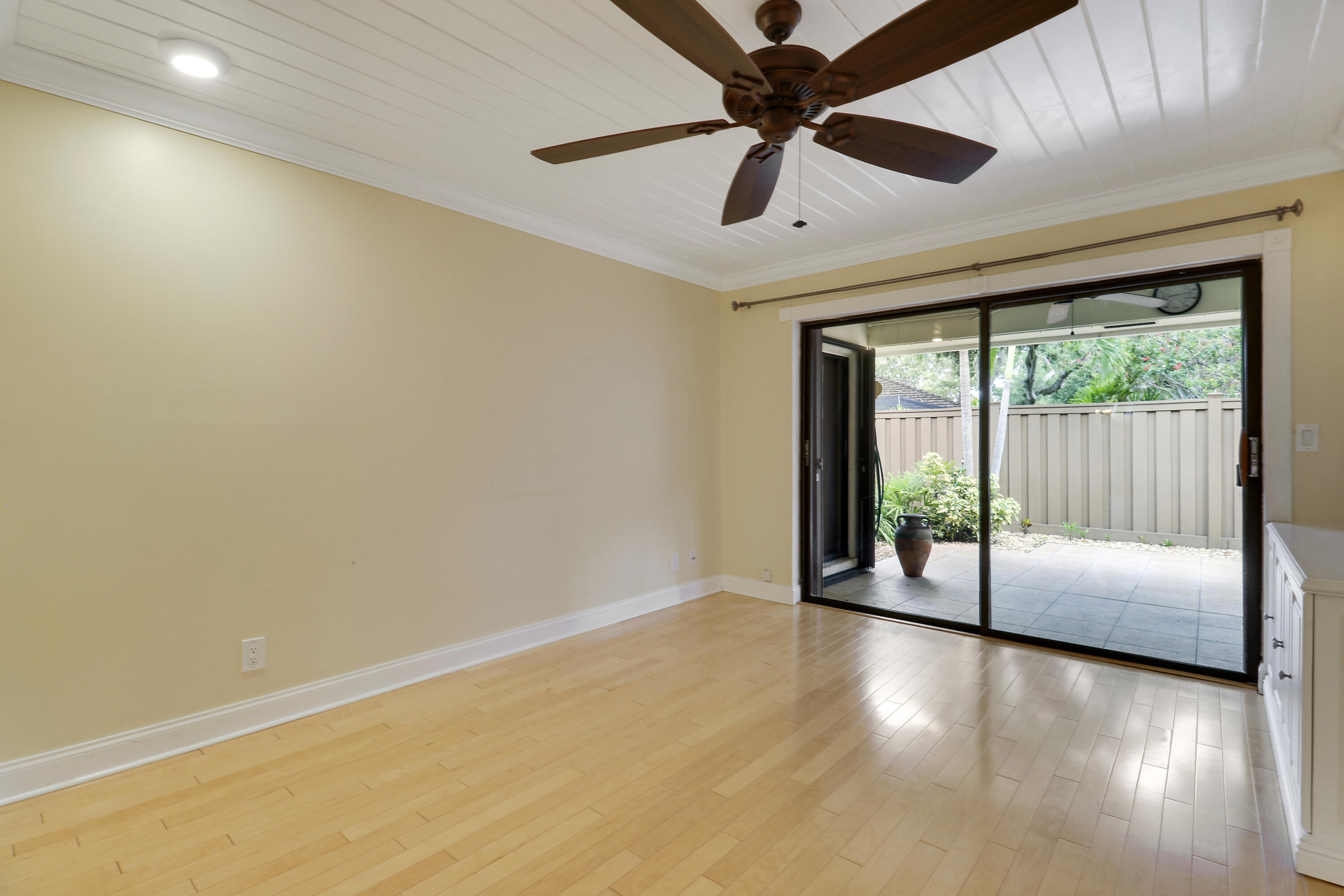 11381 Indian Shore Drive