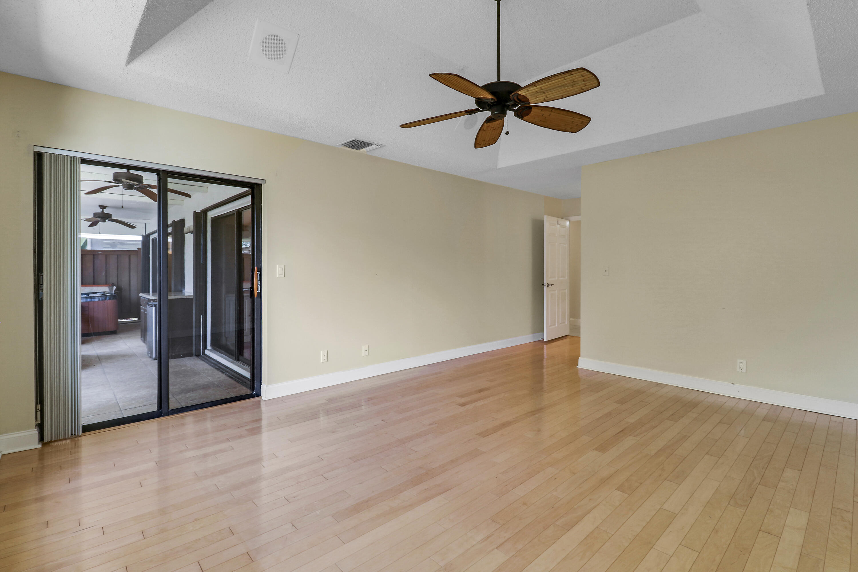 11381 Indian Shore Drive