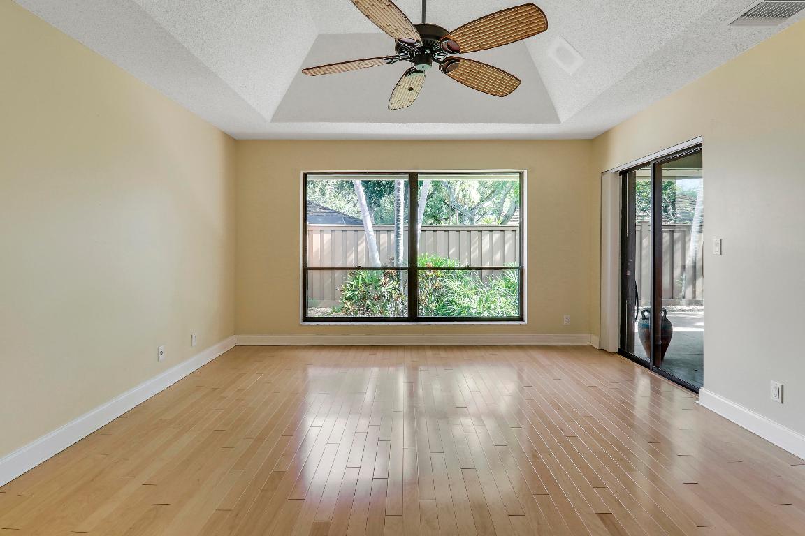 11381 Indian Shore Drive