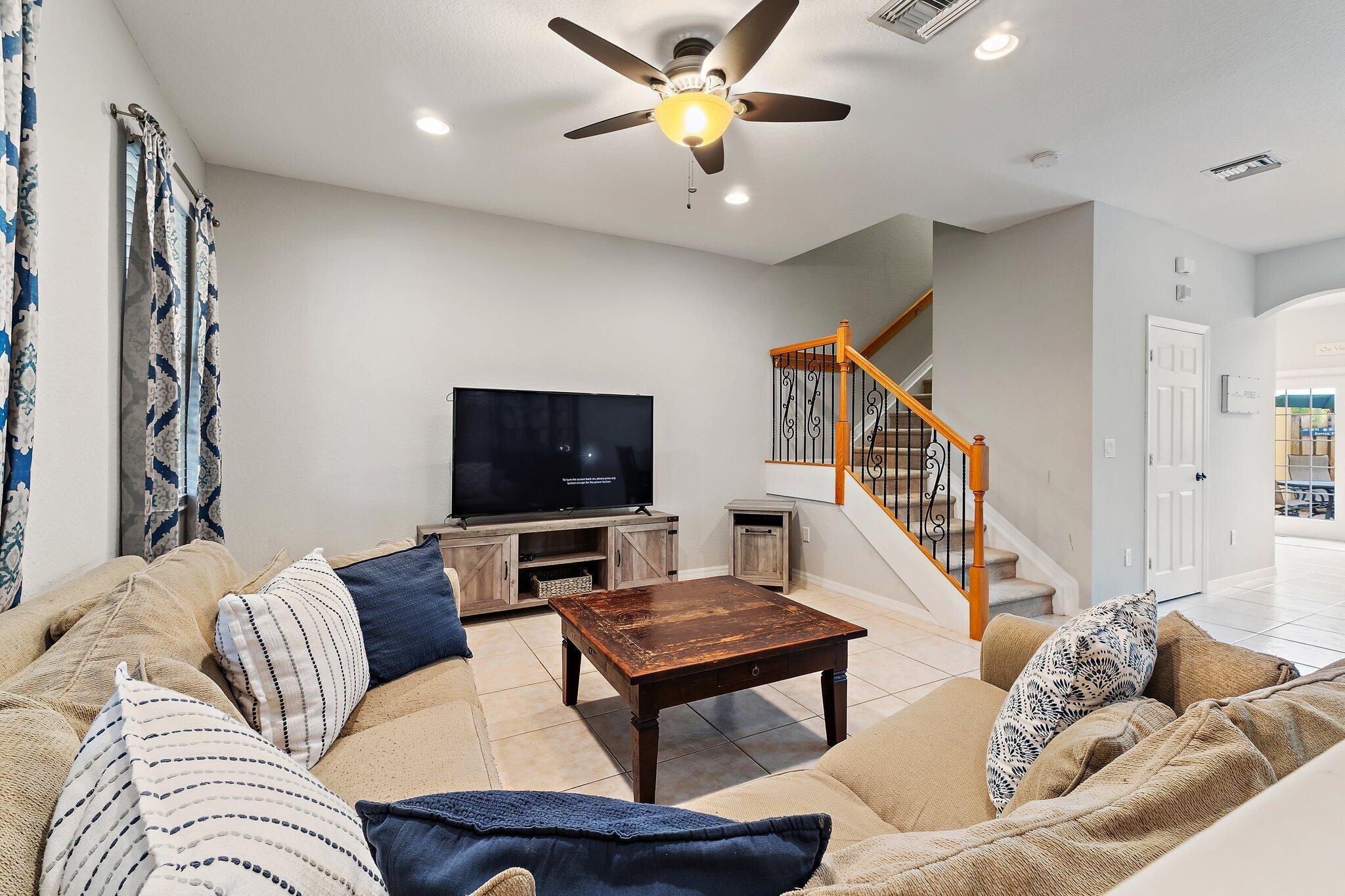 150 W Thatch Palm Circle