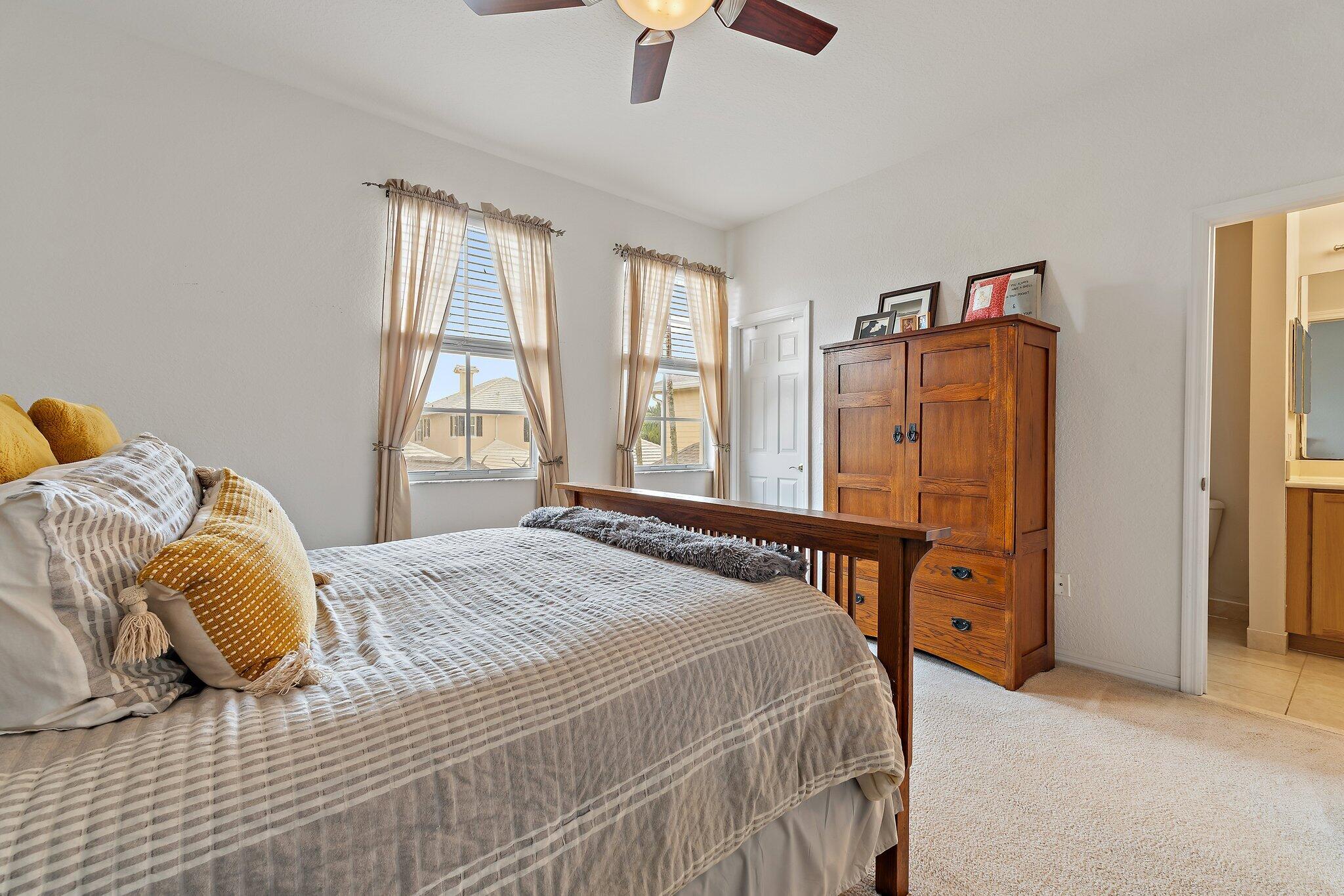 150 W Thatch Palm Circle