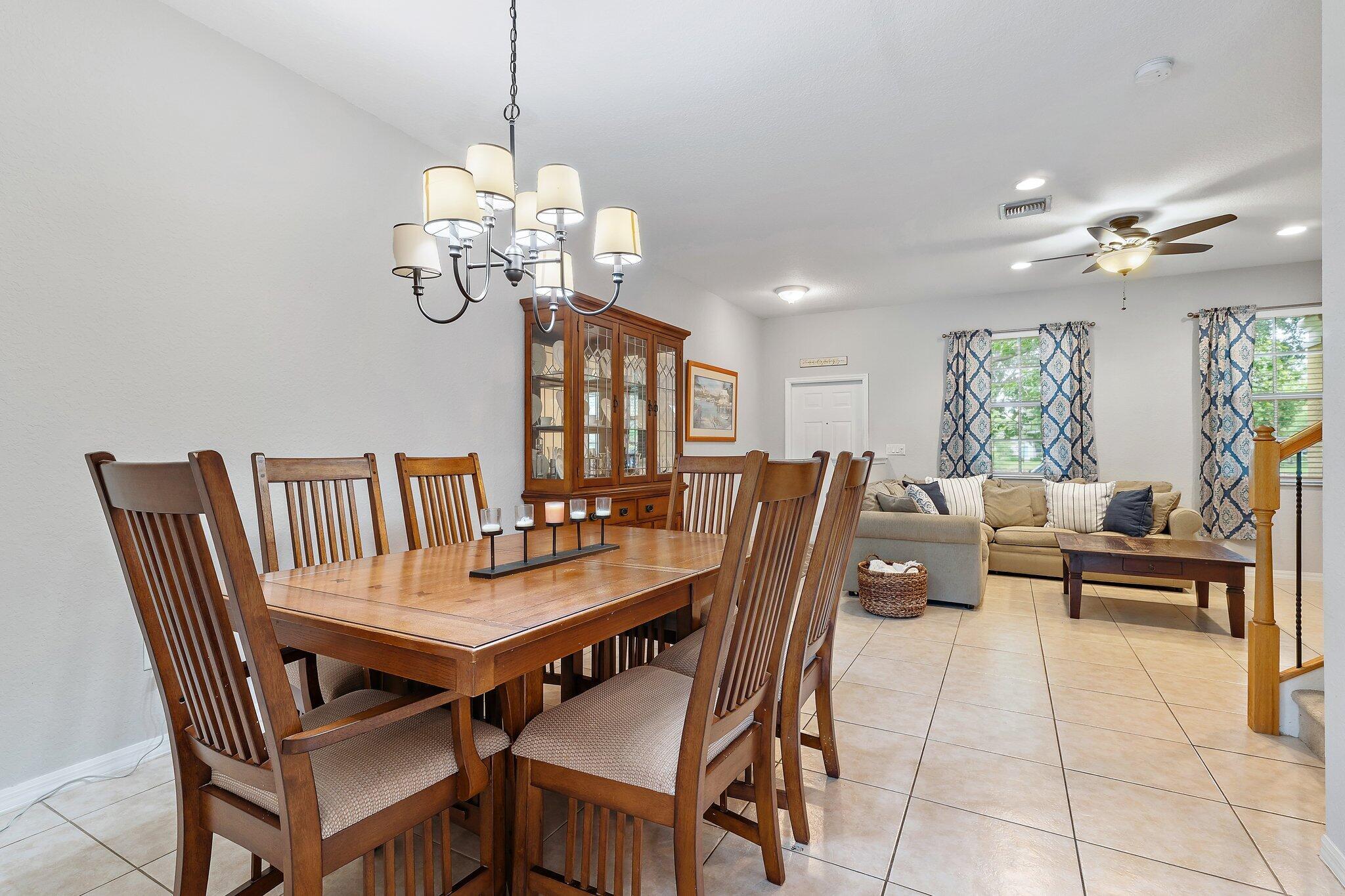 150 W Thatch Palm Circle