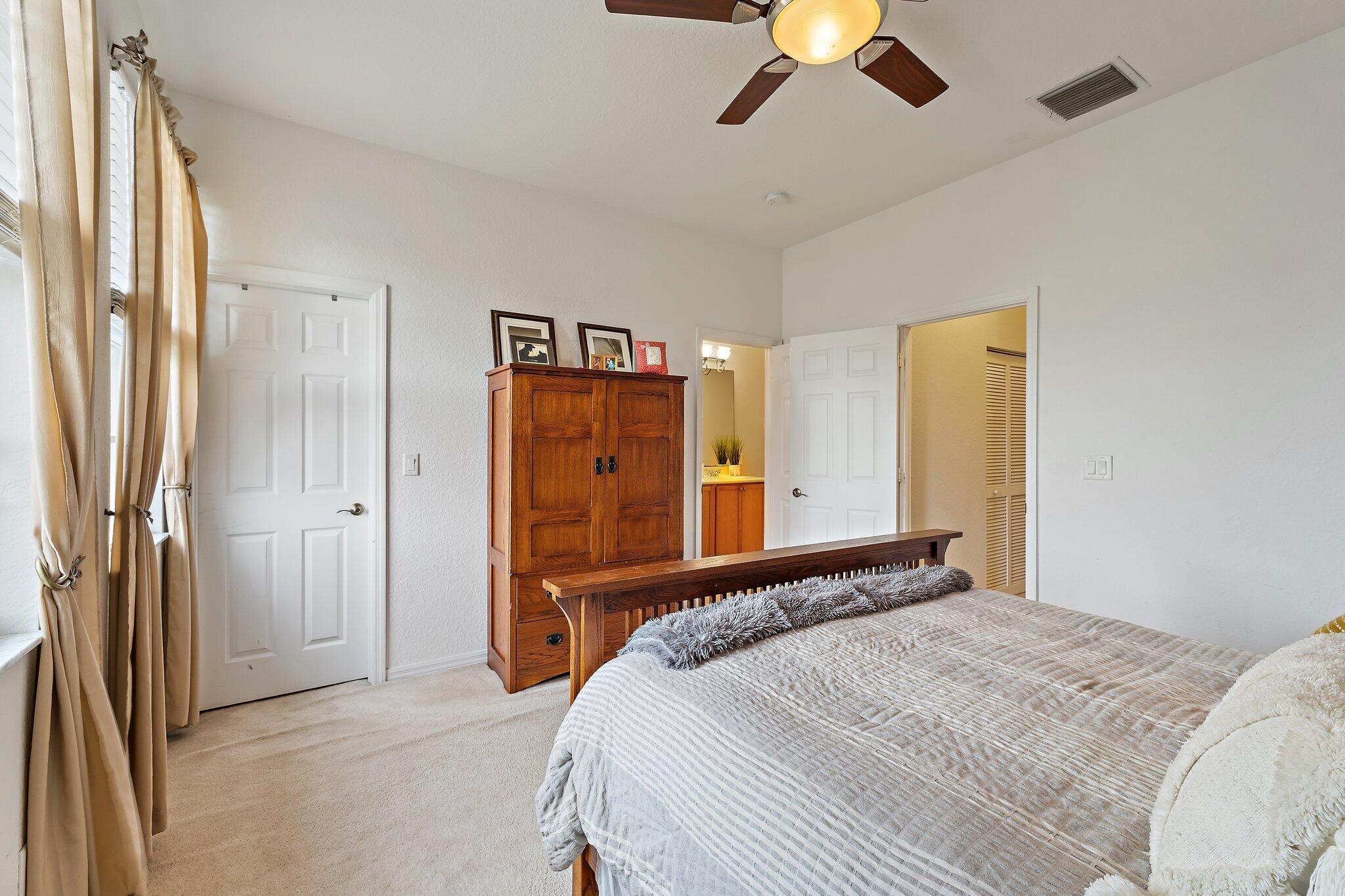 150 W Thatch Palm Circle