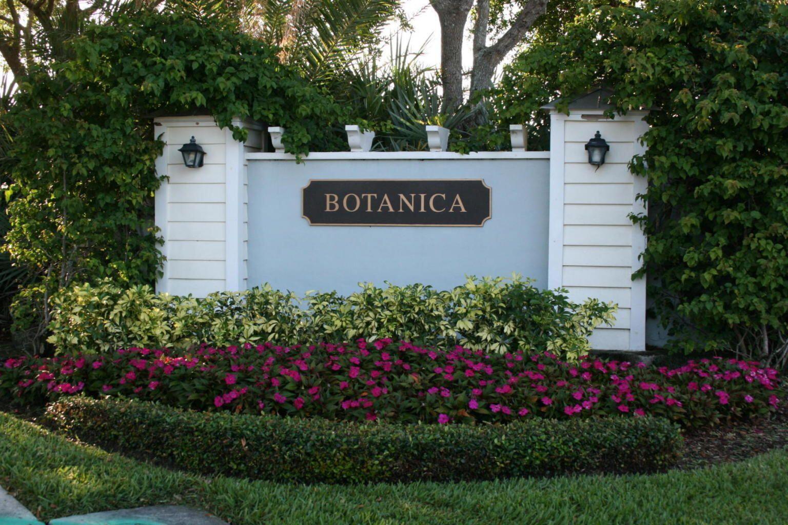 150 W Thatch Palm Circle