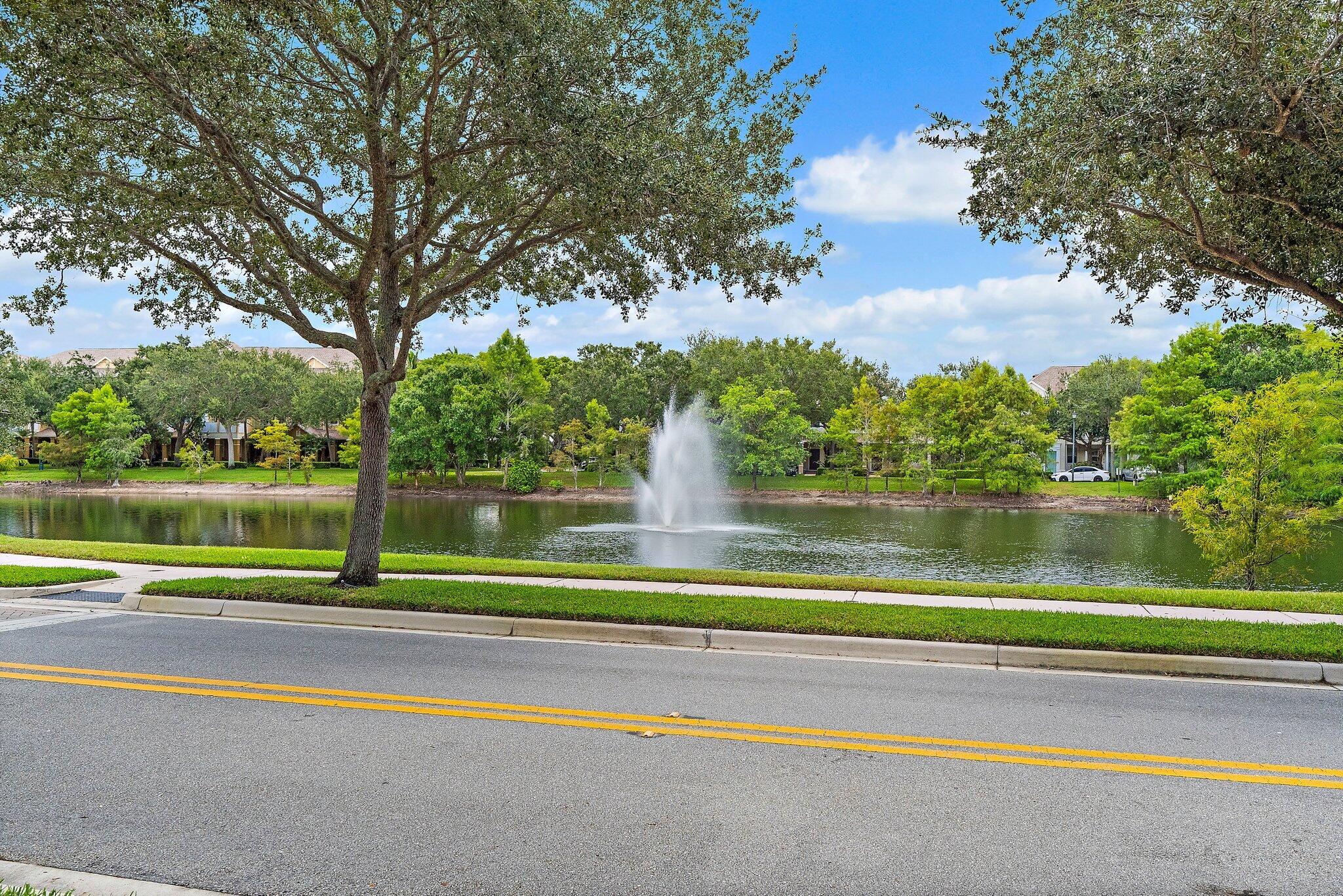 150 W Thatch Palm Circle