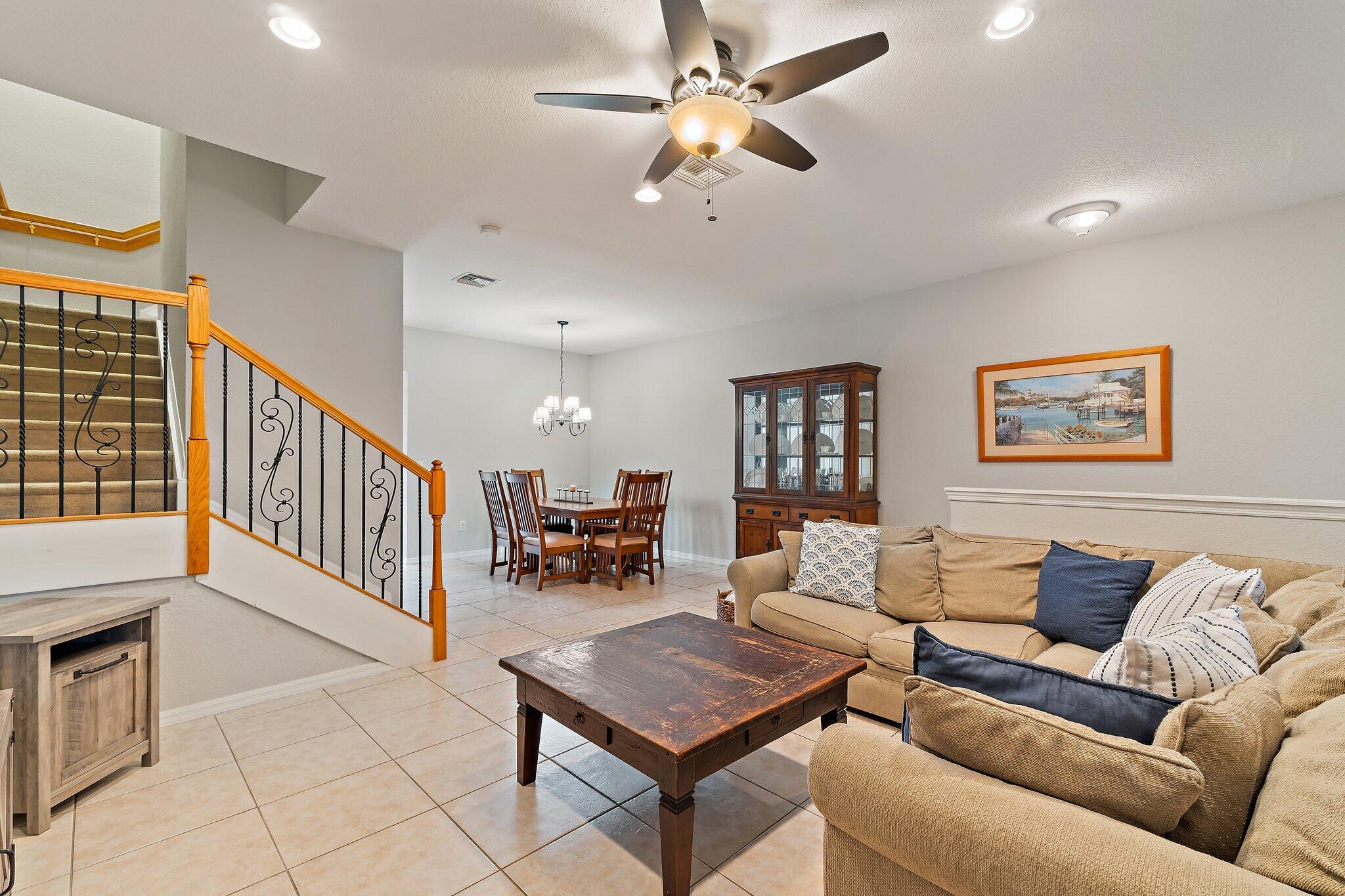 150 W Thatch Palm Circle