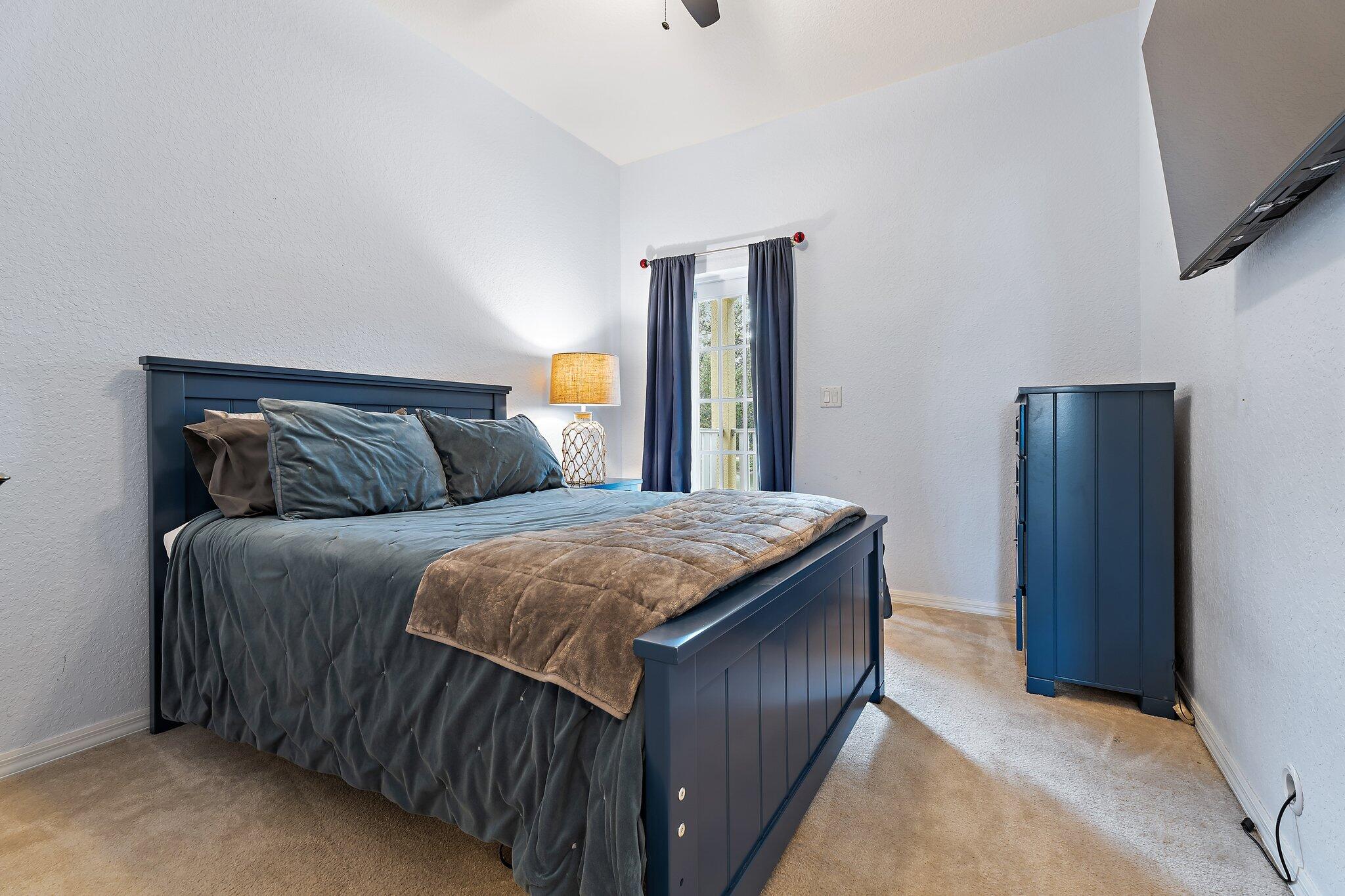 150 W Thatch Palm Circle