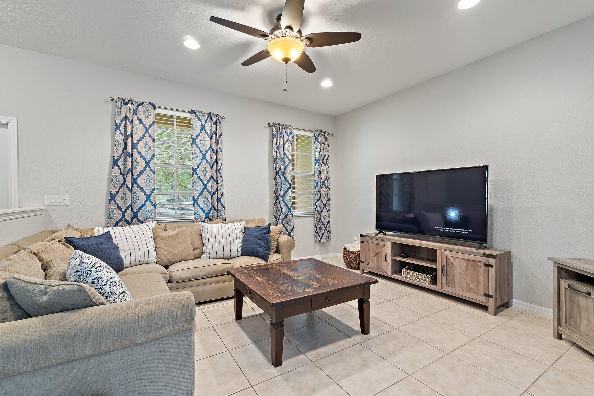 150 W Thatch Palm Circle