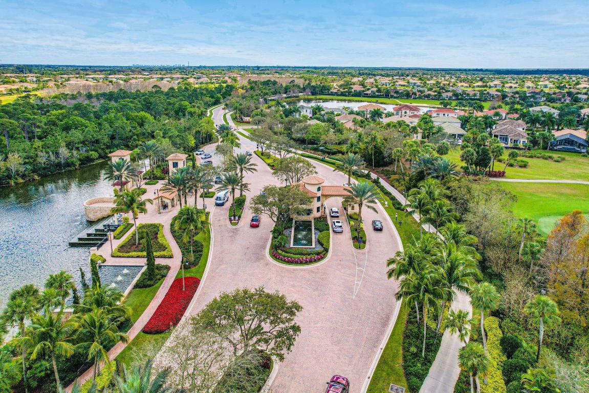 274 Tresana Boulevard 132