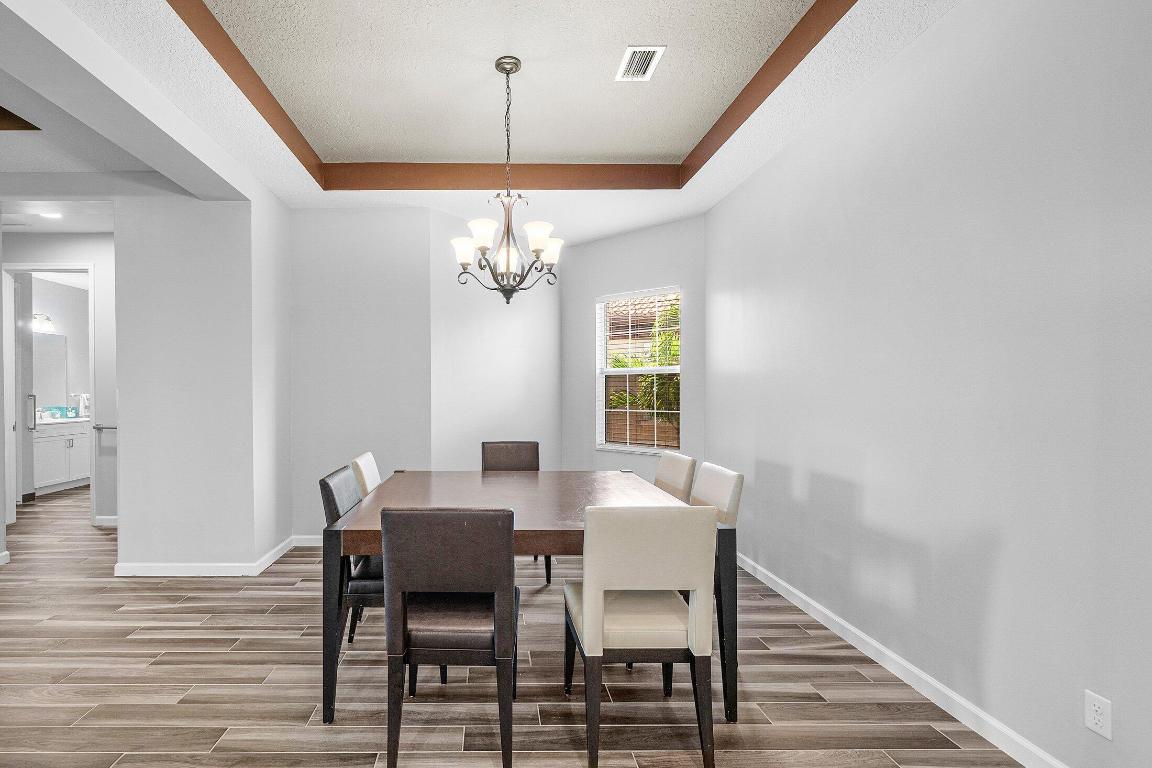 274 Tresana Boulevard 132