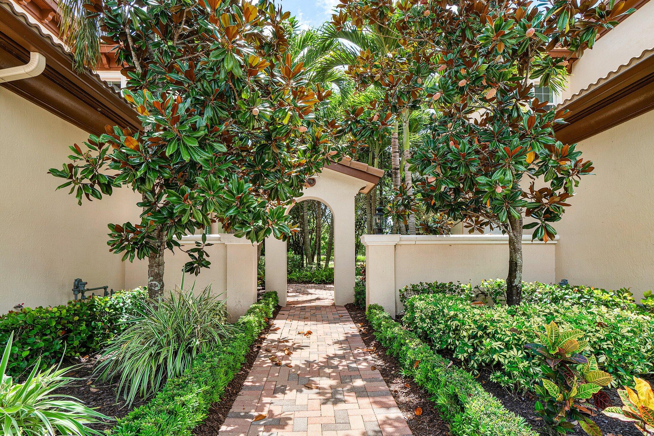 274 Tresana Boulevard 132