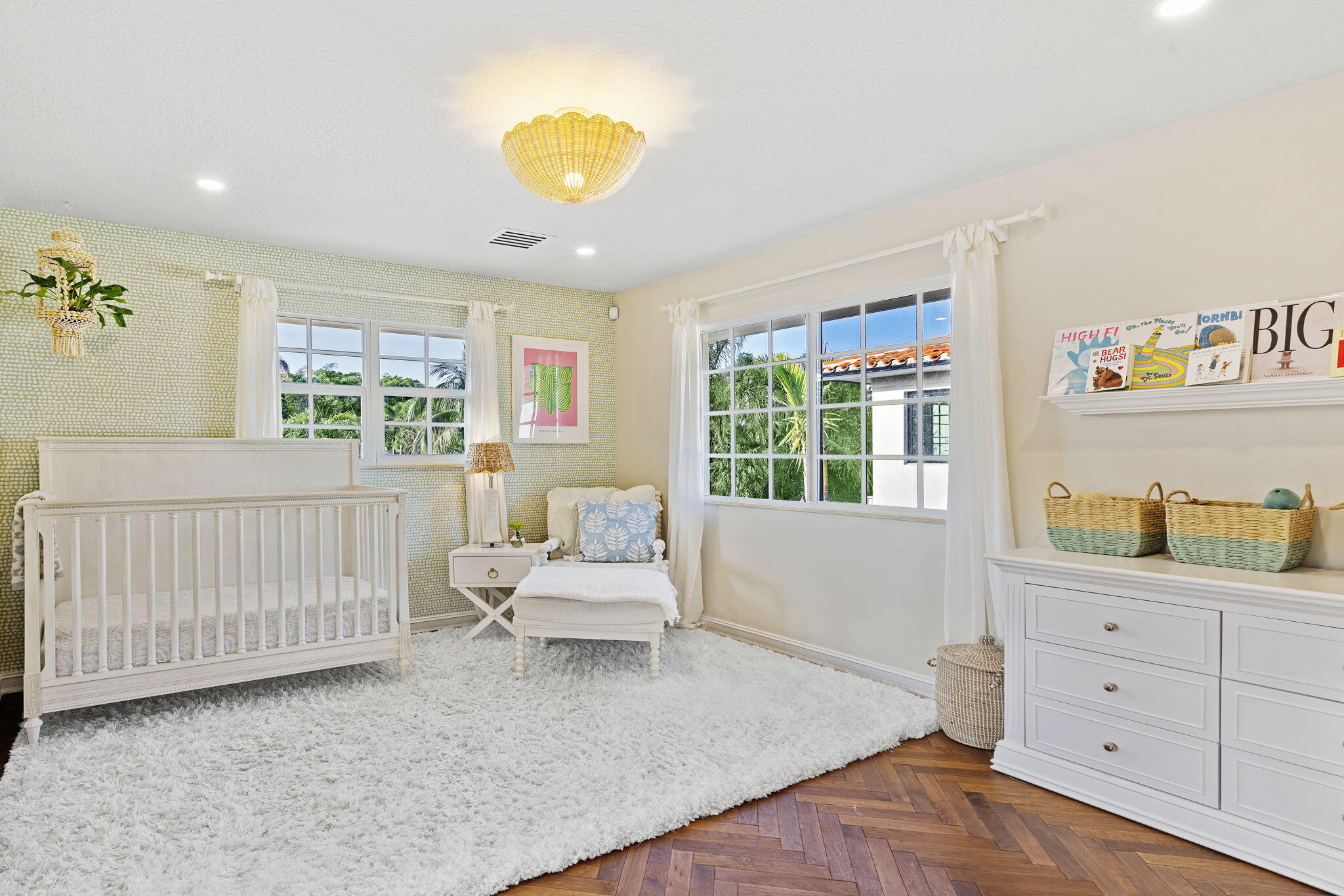 309 Valencia Road