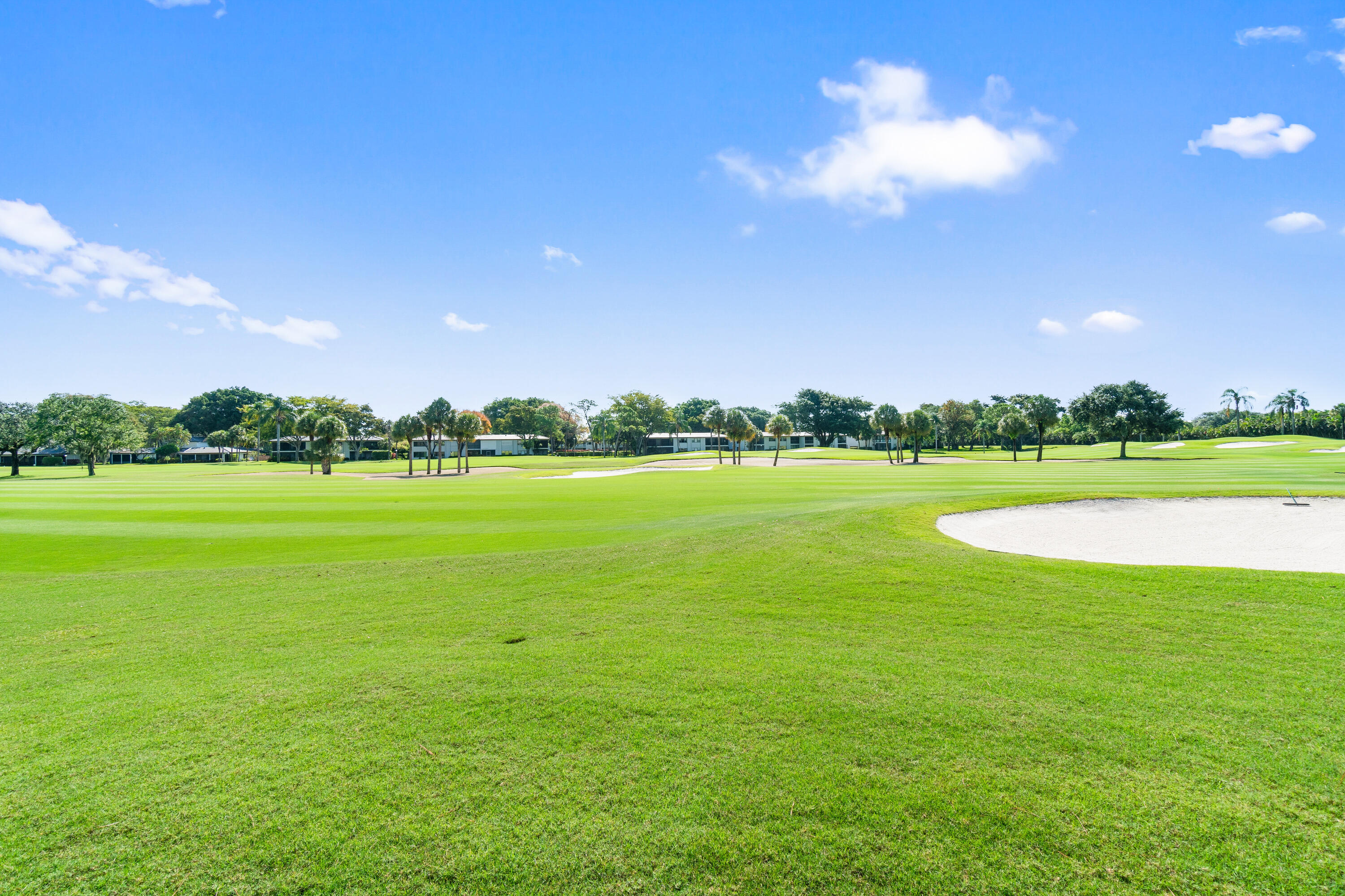 6 Stratford Drive E D