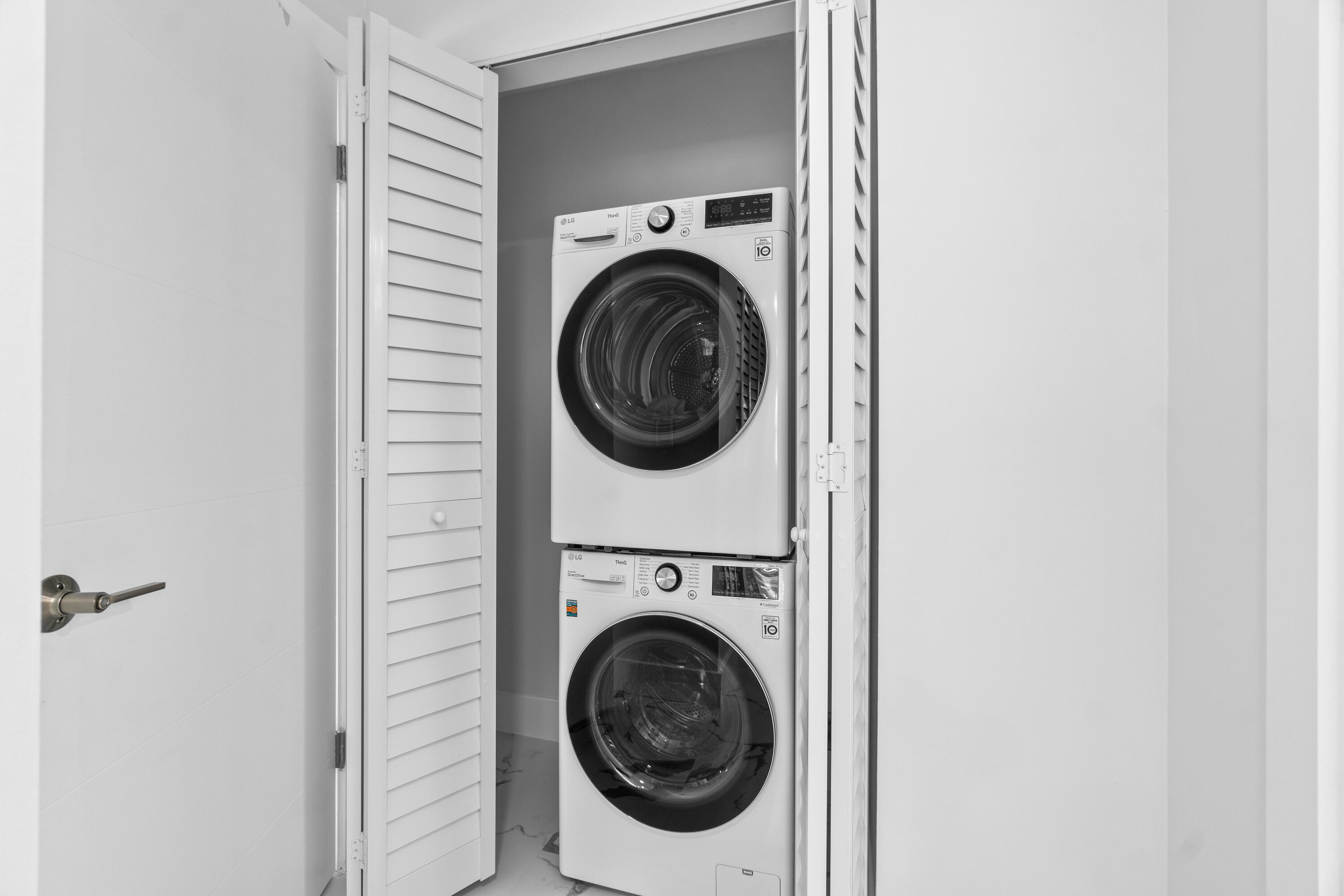 6 Stratford Drive E D