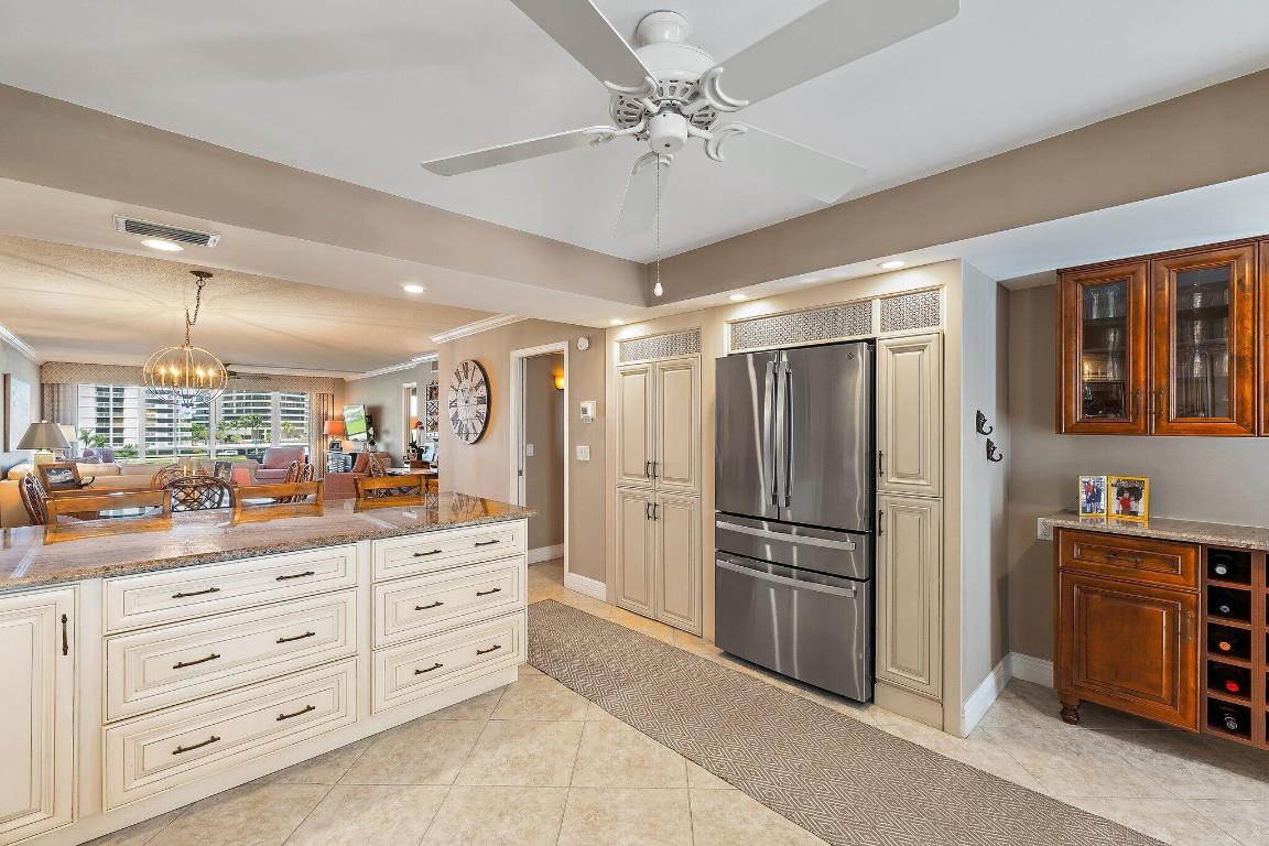 36 Yacht Club Drive 402