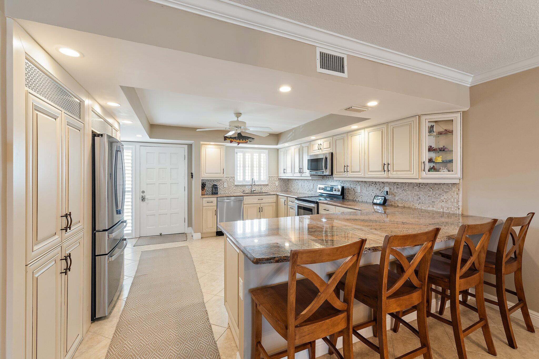 36 Yacht Club Drive 402