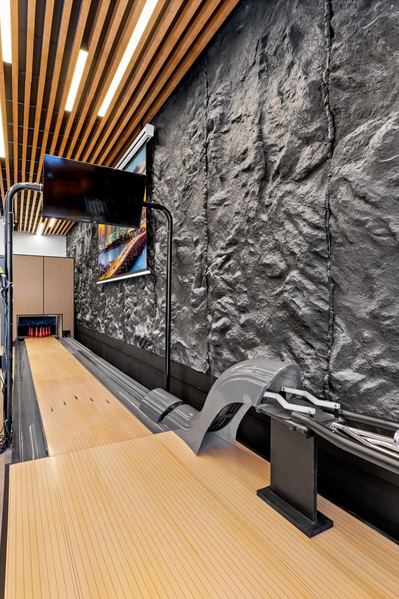 839 NE Bay Isle Drive