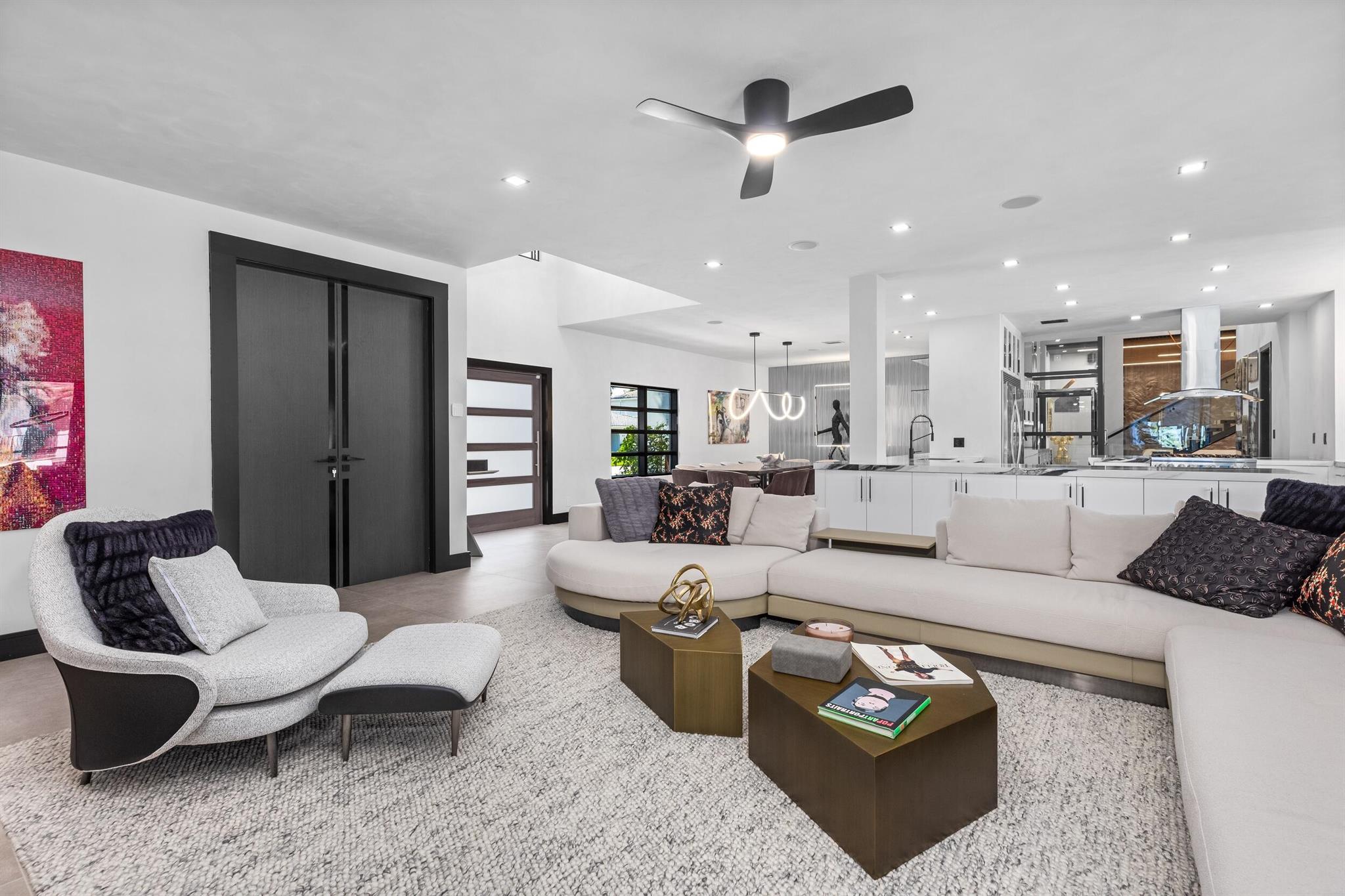 839 NE Bay Isle Drive