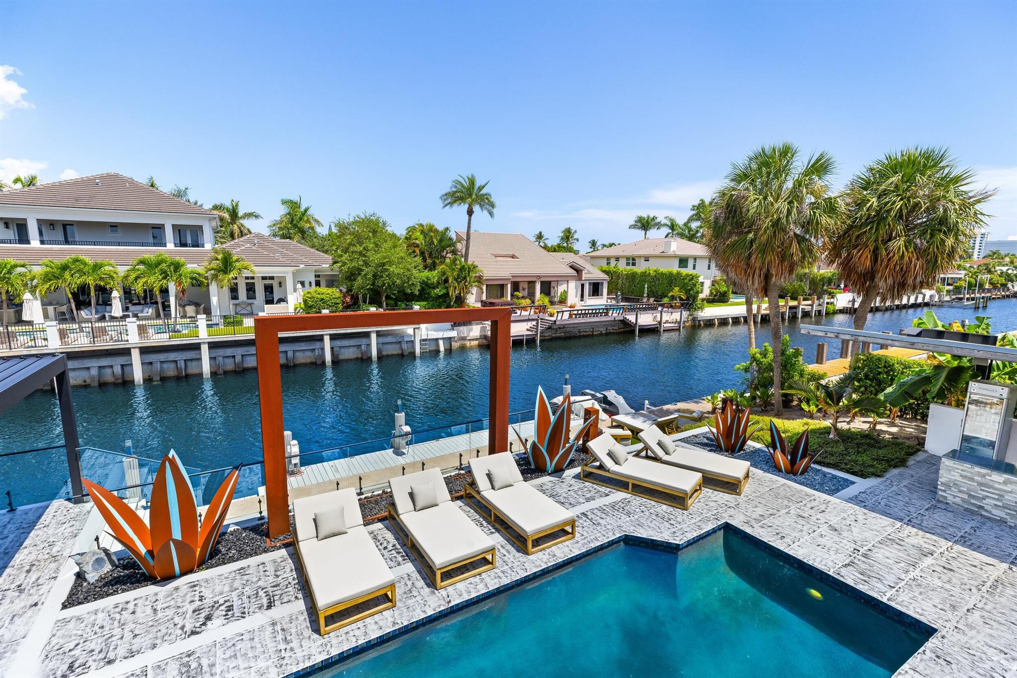 839 NE Bay Isle Drive