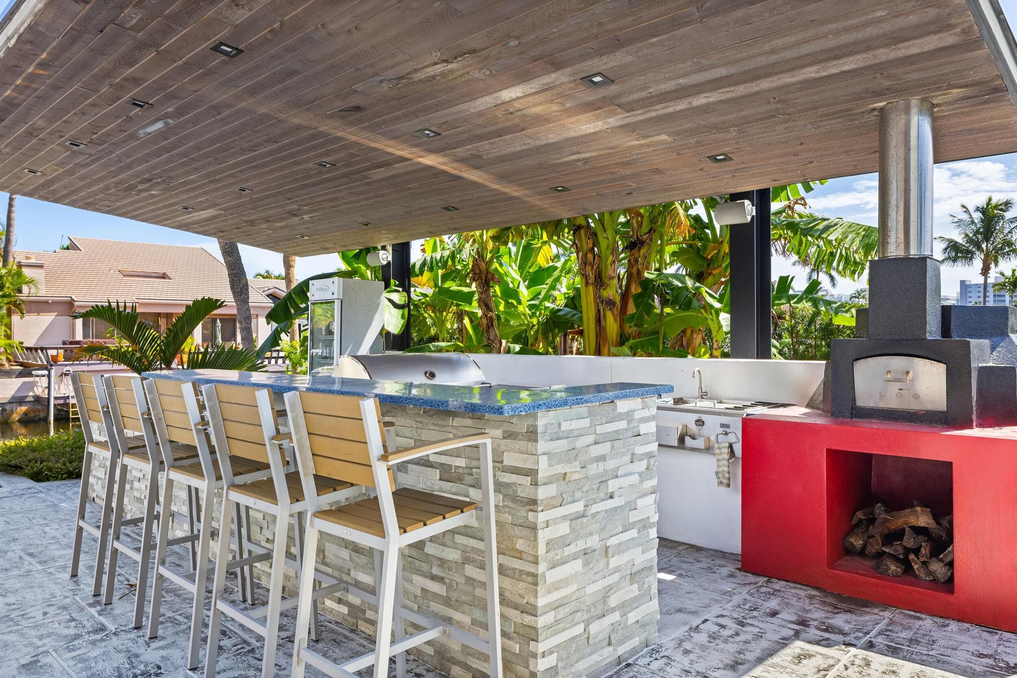 839 NE Bay Isle Drive