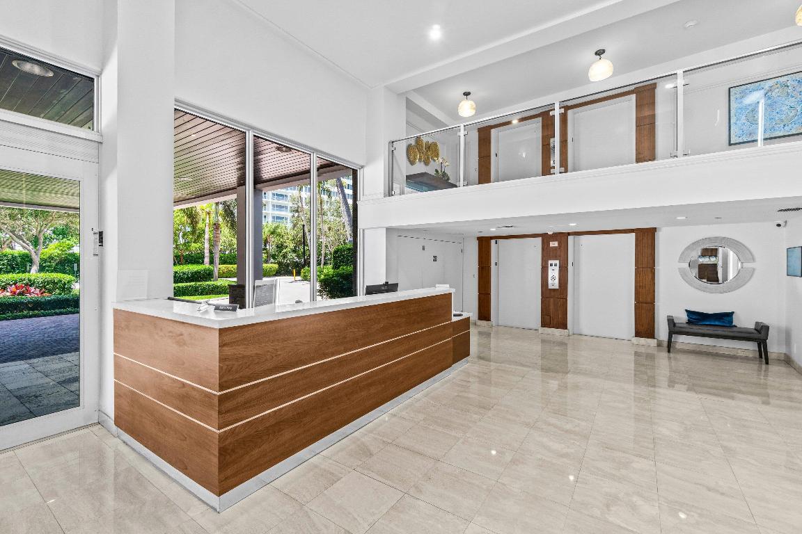 875 E Camino Real 16c