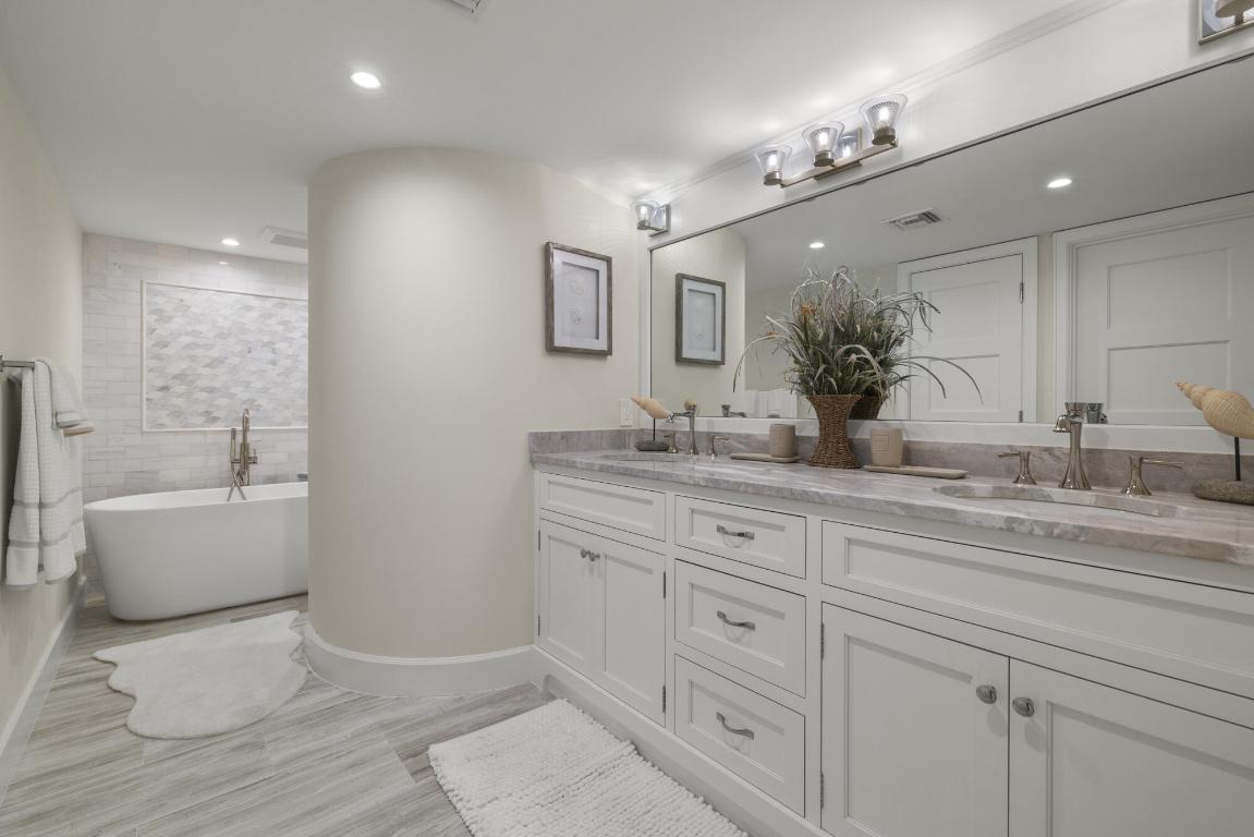 1701 NE Ocean Boulevard 104