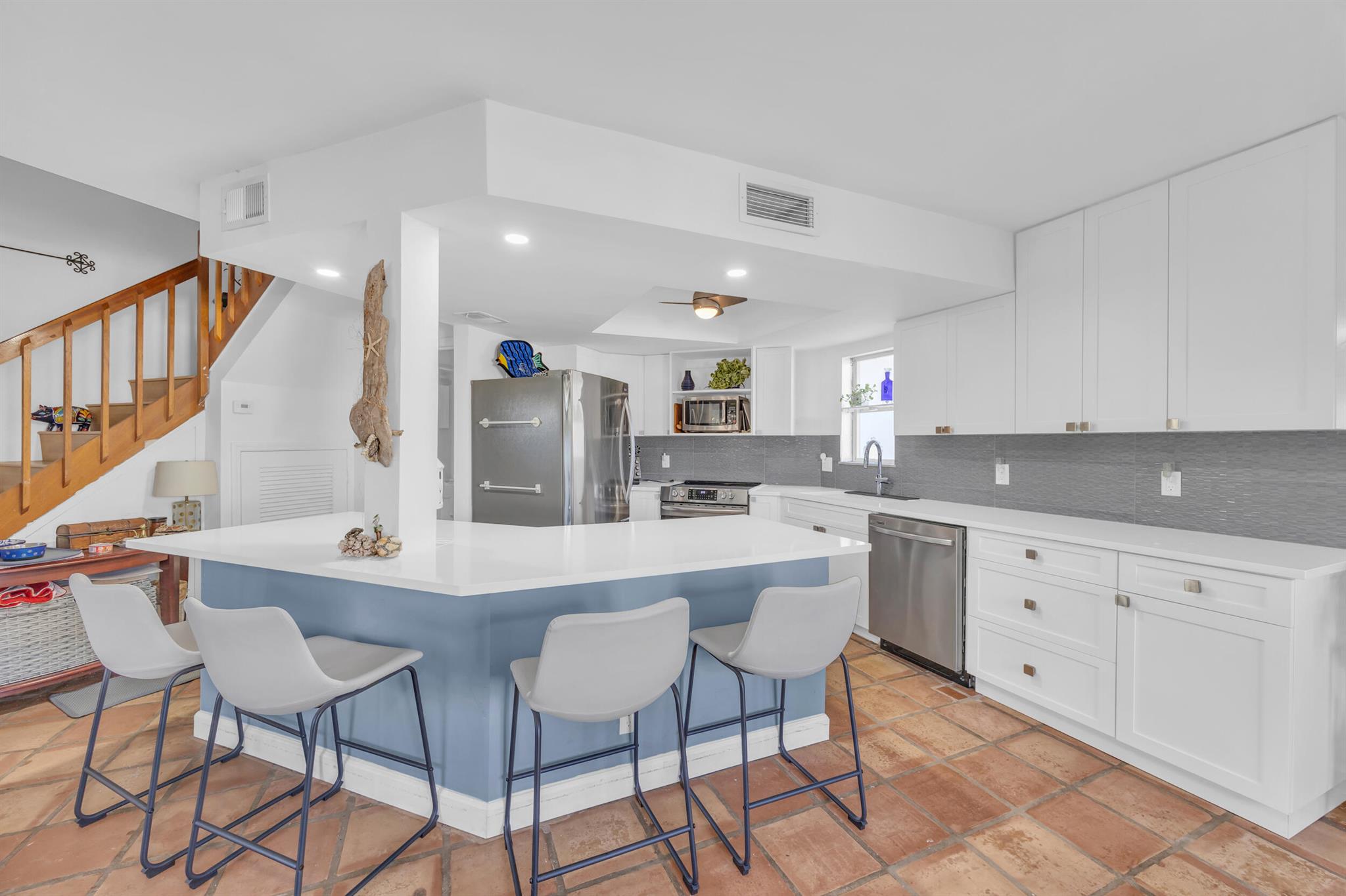 170 Seabreeze Circle