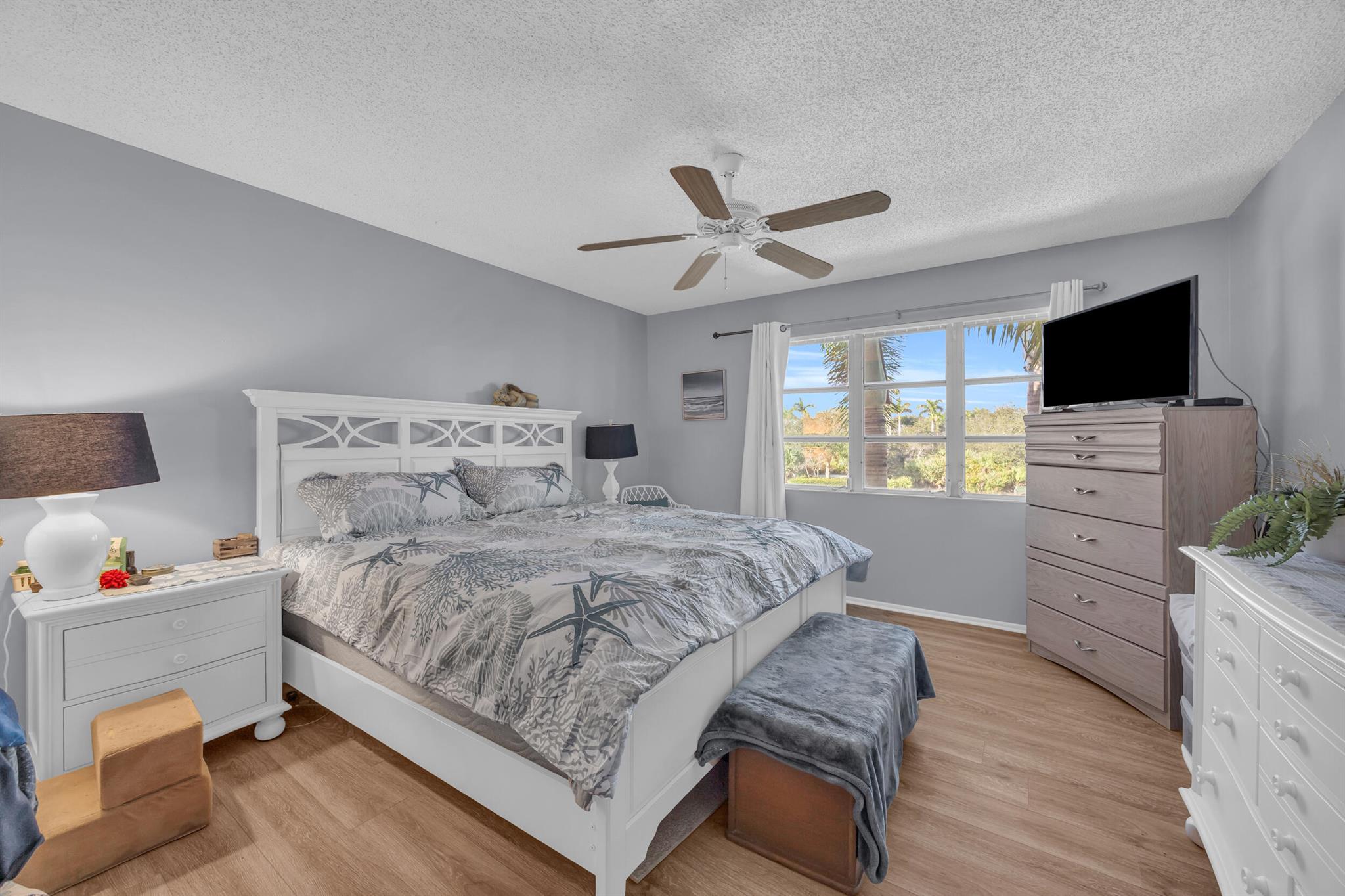 170 Seabreeze Circle