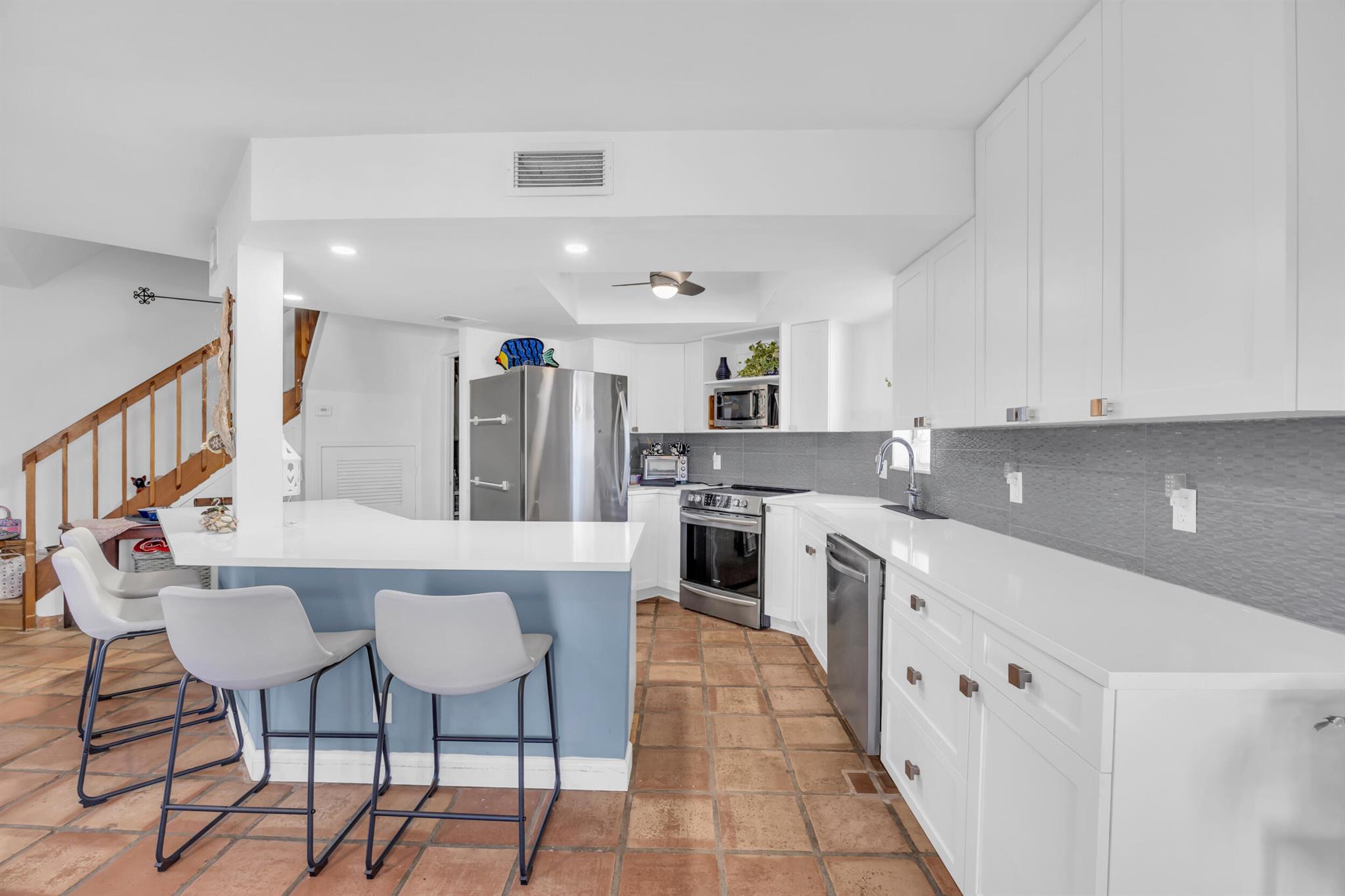 170 Seabreeze Circle