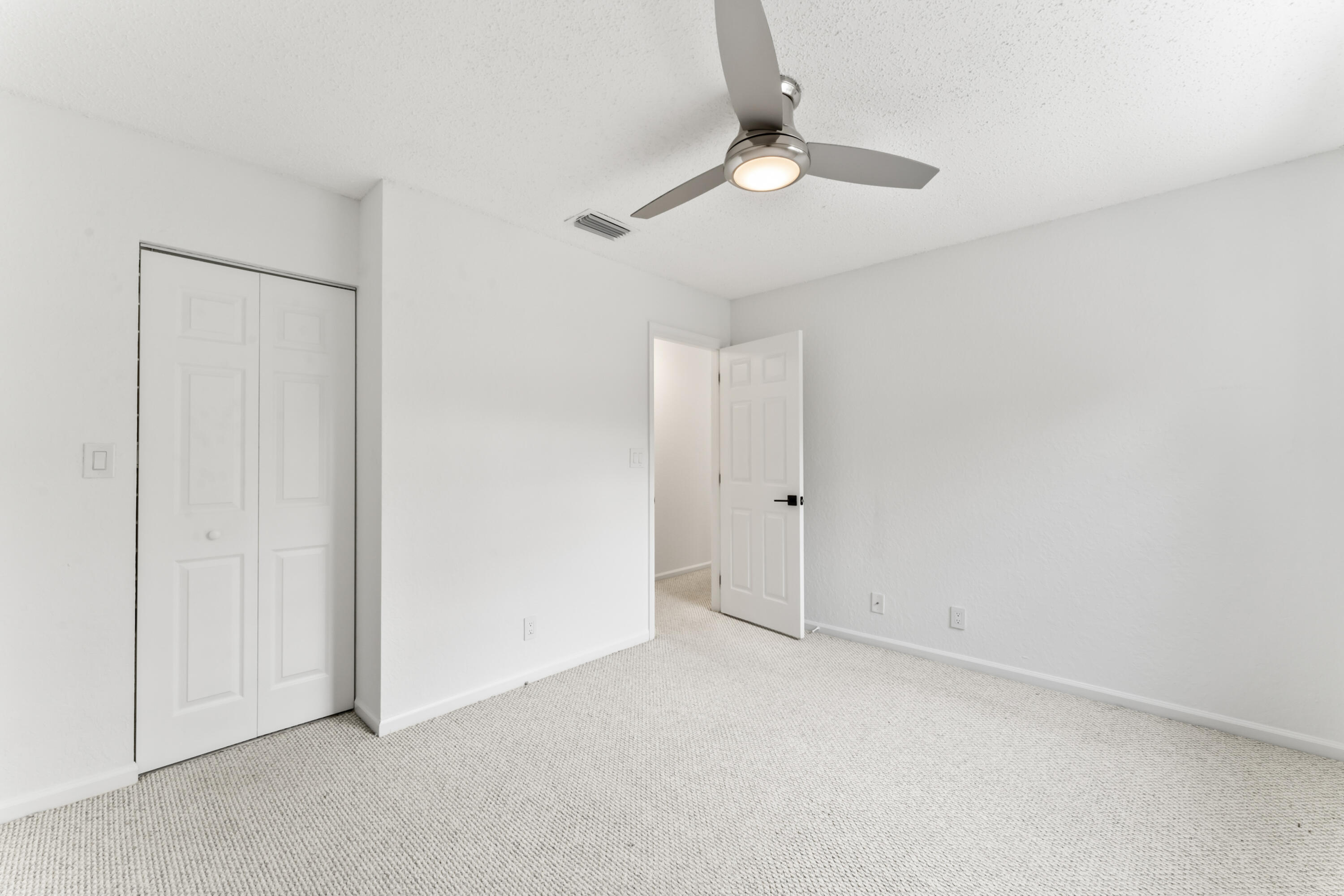 11447 NW 48th Court